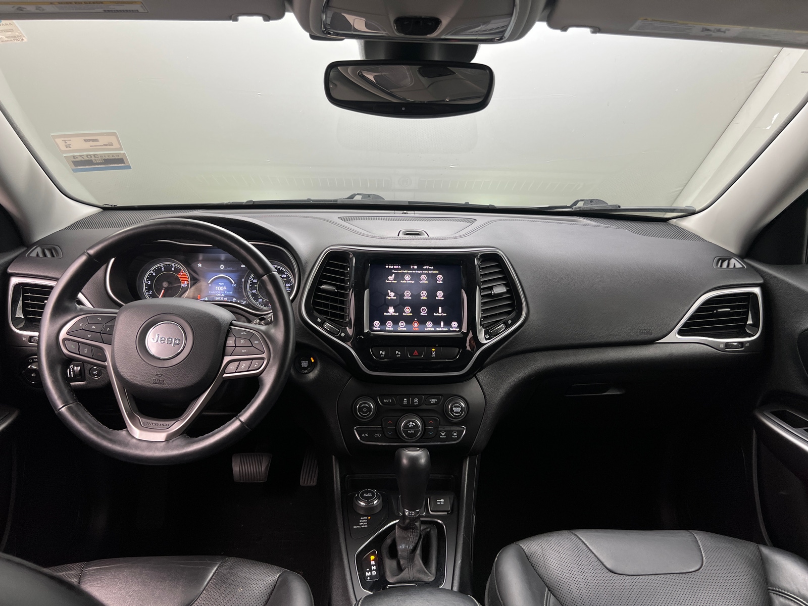 Thumbnail: 2019 Jeep Cherokee - 2
