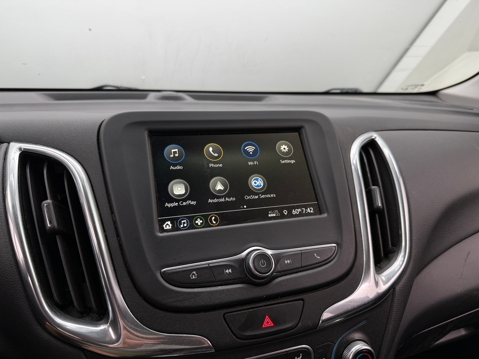 Thumbnail: 2019 Chevrolet Equinox - 4