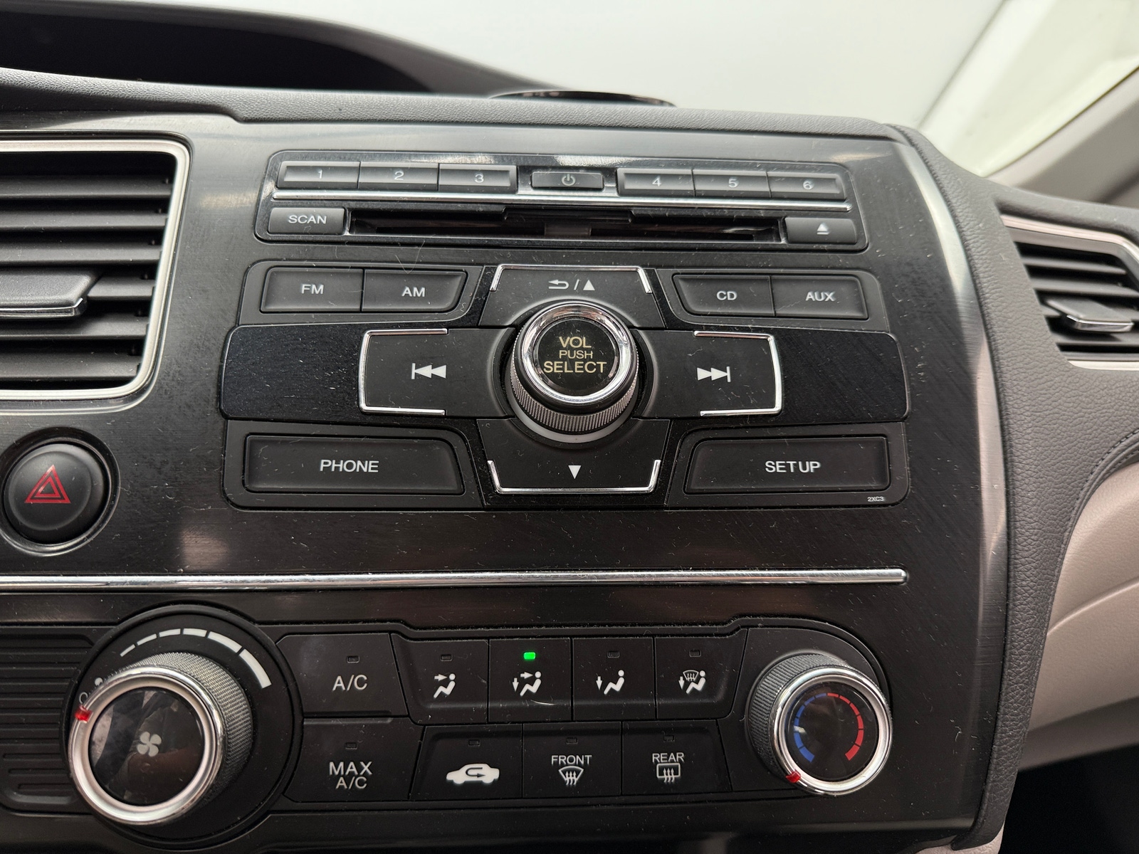 Thumbnail: 2013 Honda Civic - 4