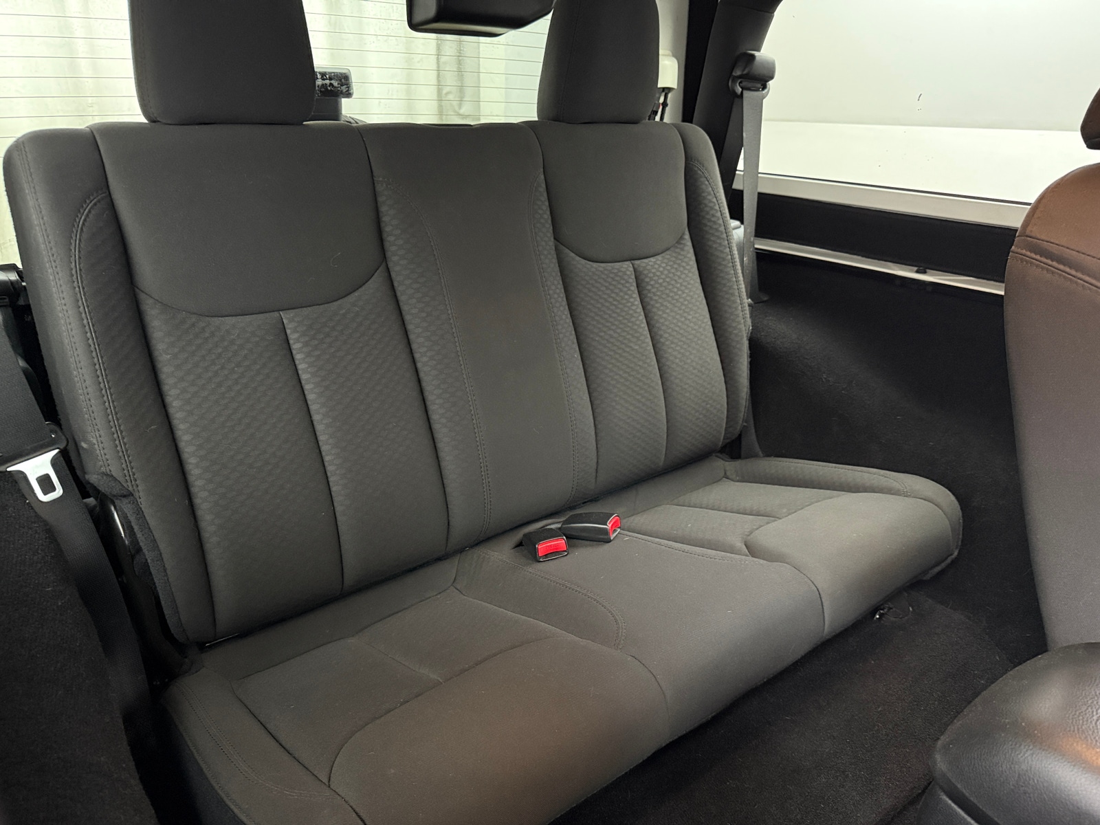 Thumbnail: 2016 Jeep Wrangler - 6