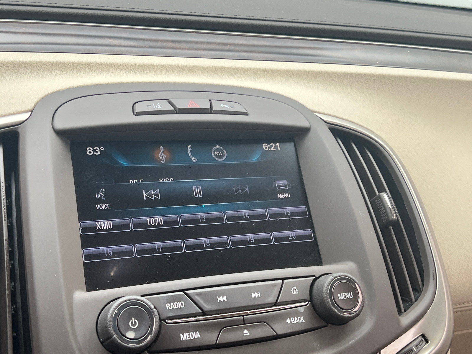 Thumbnail: 2014 Buick LaCrosse - 3