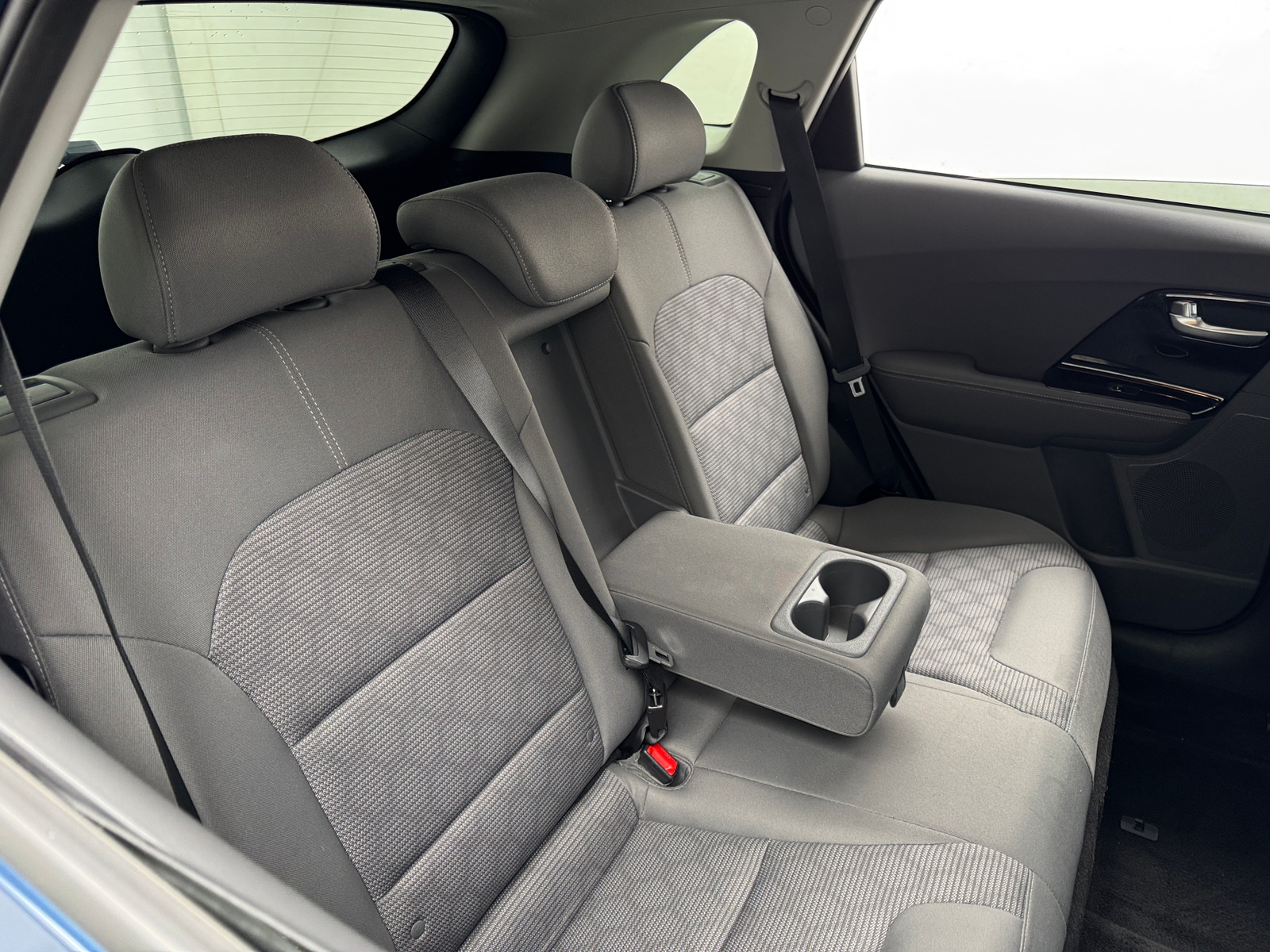 Thumbnail: 2021 Kia Niro - 6