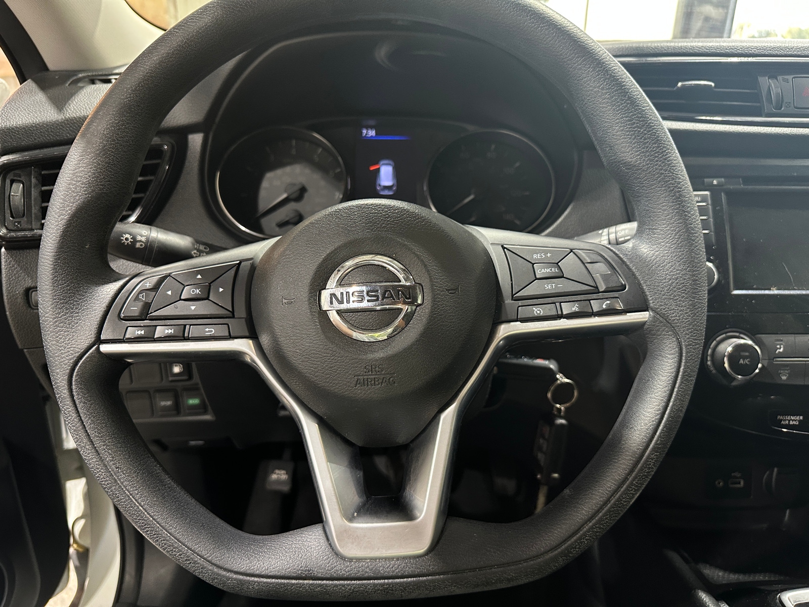 Thumbnail: 2018 Nissan Rogue - 5