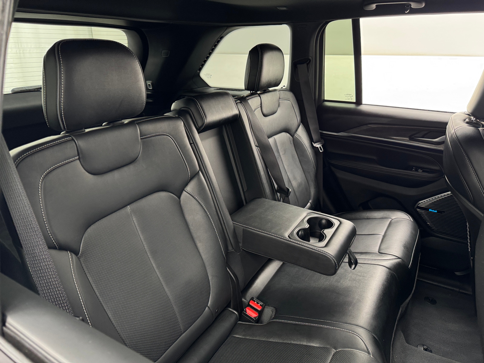 Thumbnail: 2023 Jeep Grand Cherokee - 5
