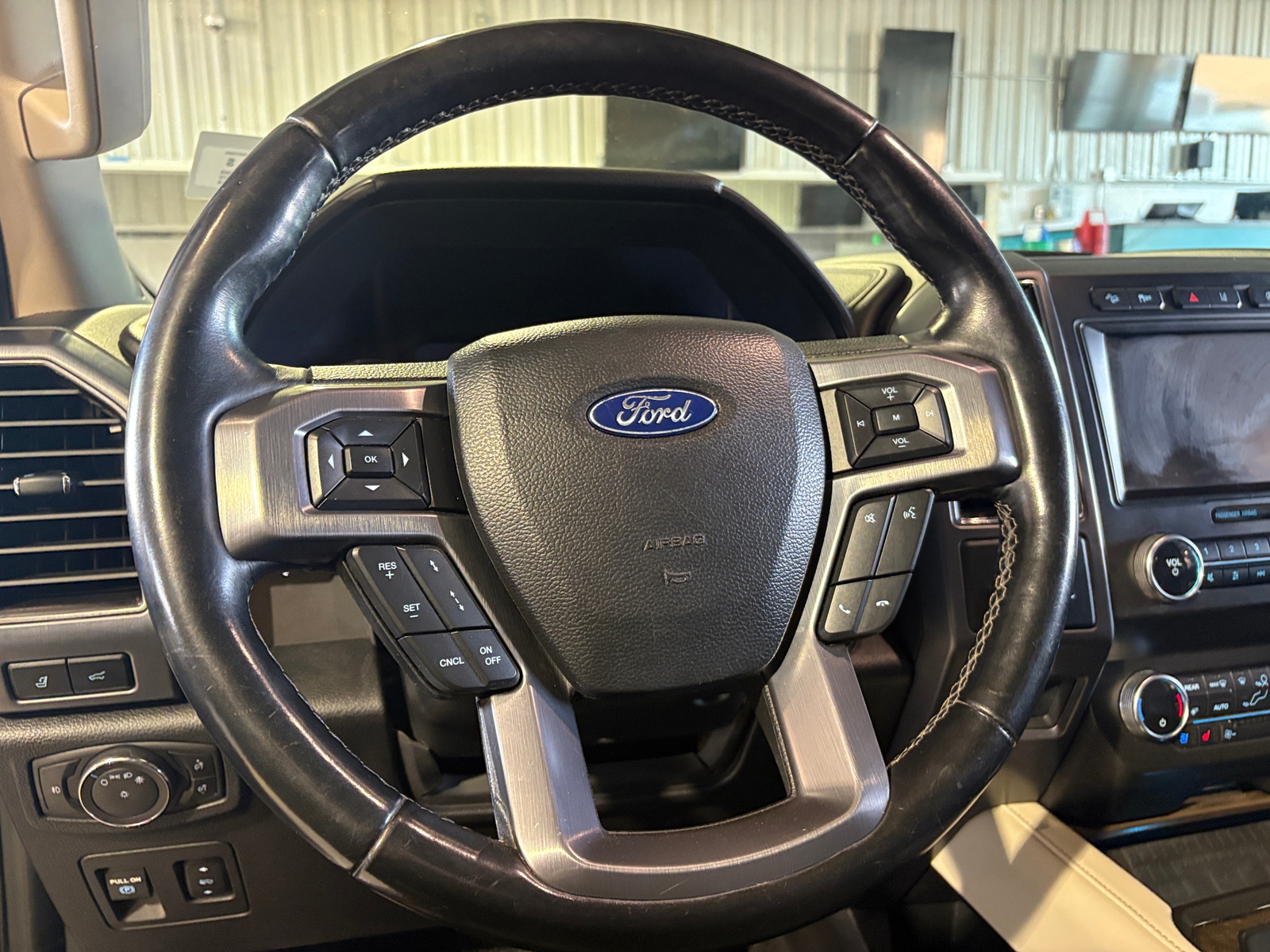 Thumbnail: 2019 Ford Expedition MAX - 4