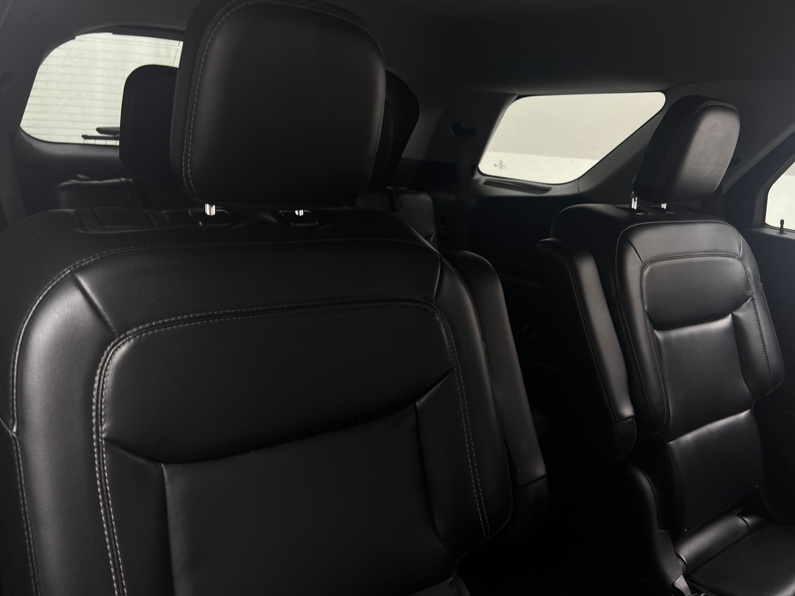 Thumbnail: 2021 Ford Explorer - 6