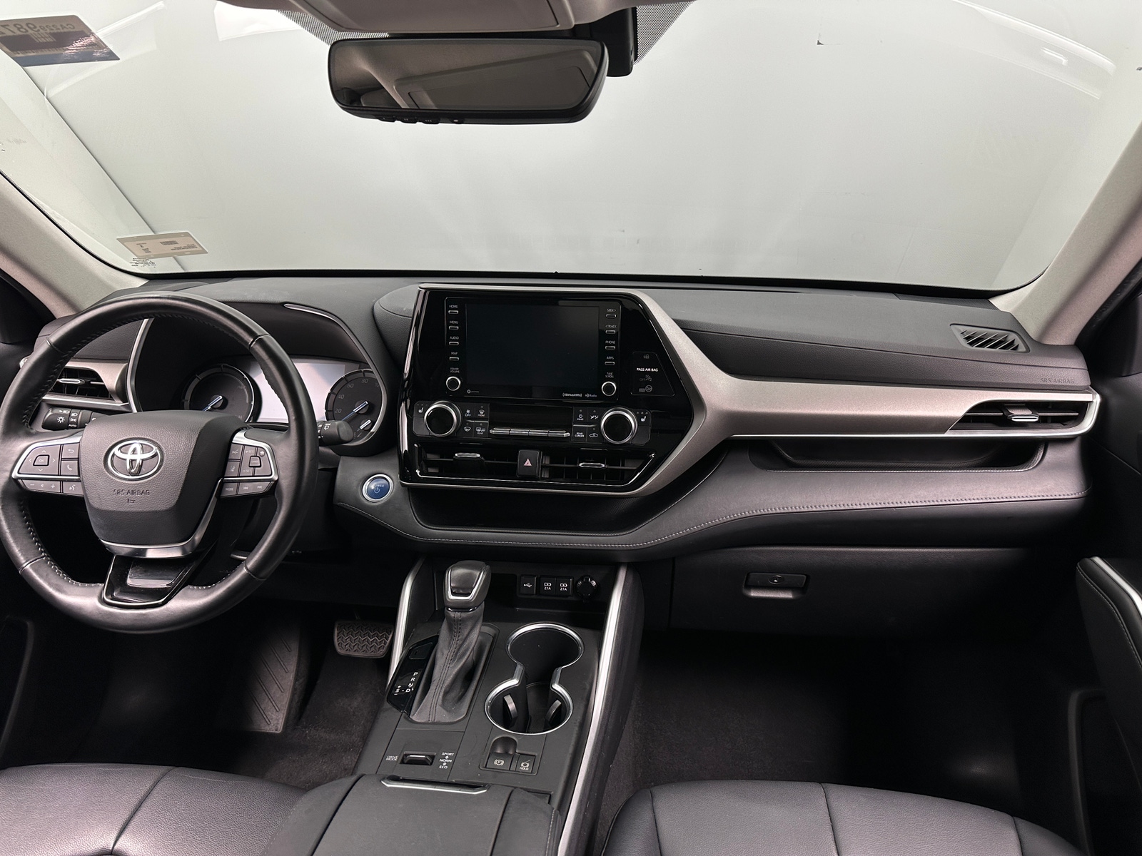 Thumbnail: 2020 Toyota Highlander - 2
