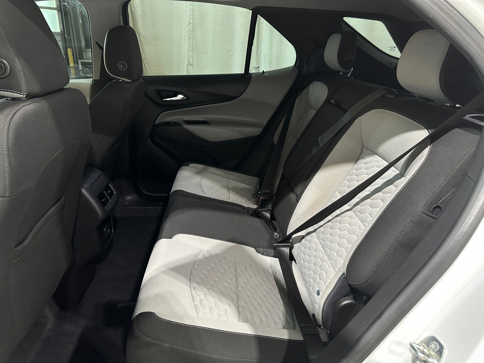 Thumbnail: 2020 Chevrolet Equinox - 6