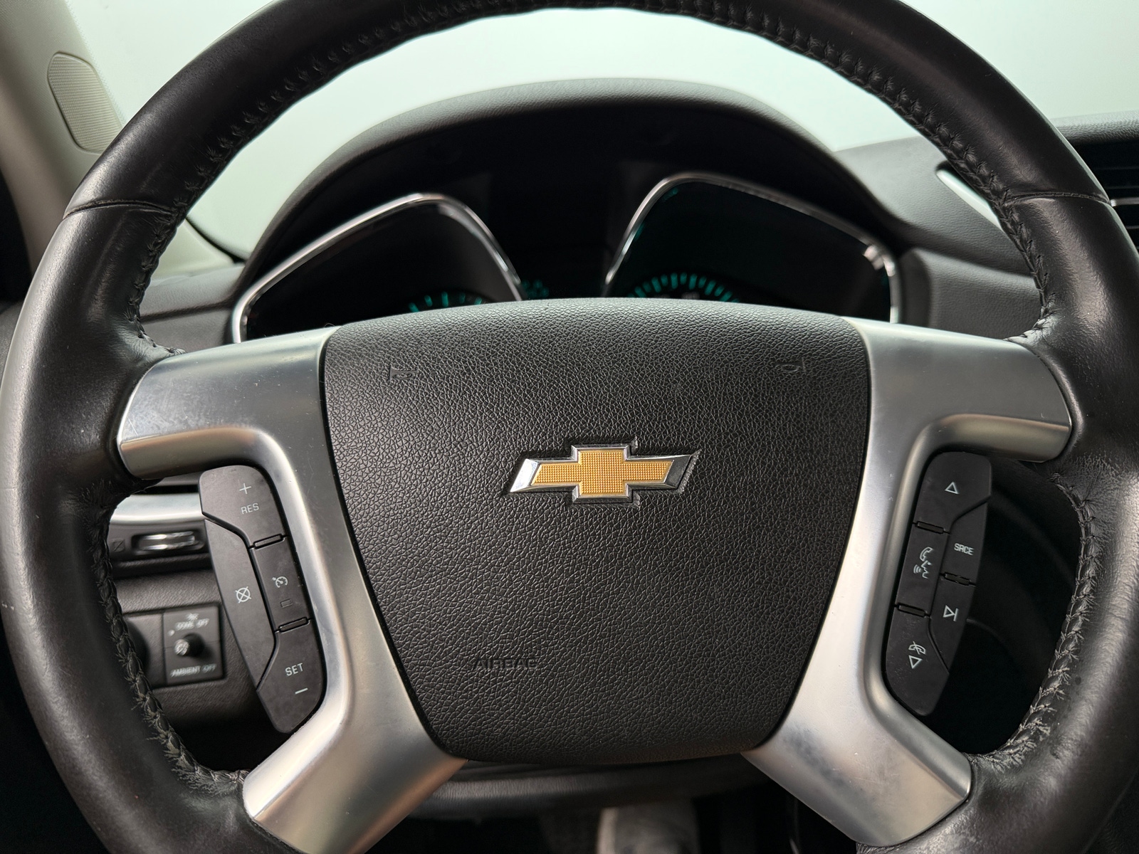 Thumbnail: 2017 Chevrolet Traverse - 5