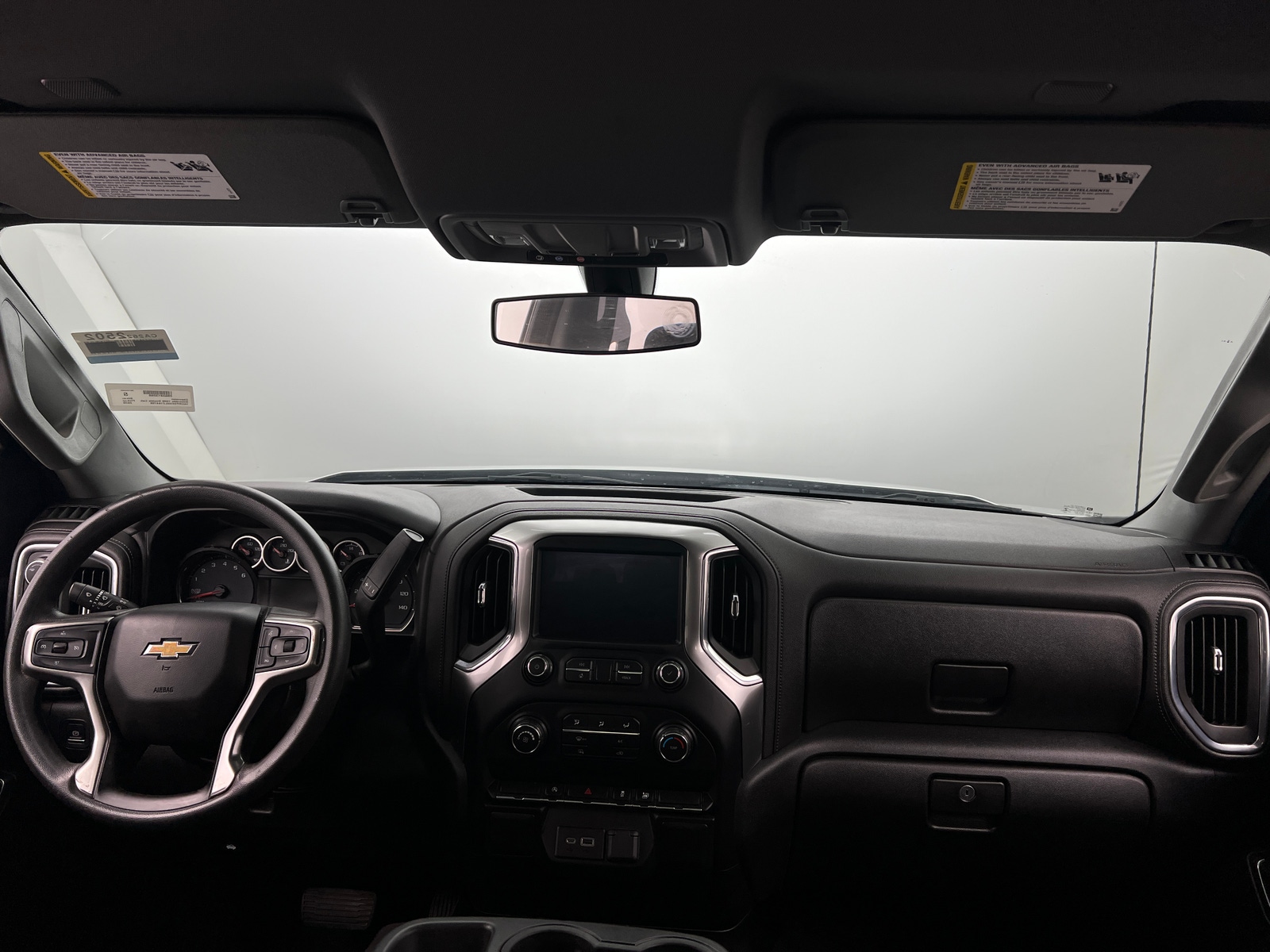 Thumbnail: 2020 Chevrolet Silverado 1500 - 3