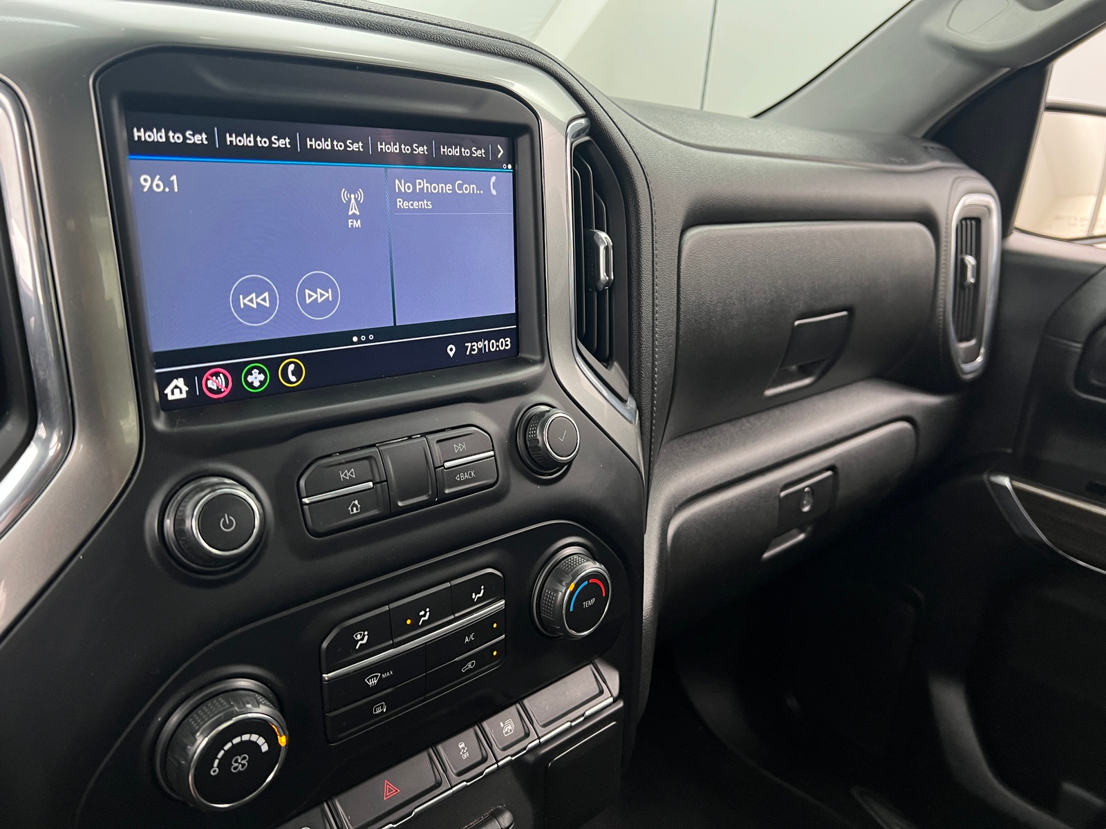 Thumbnail: 2020 Chevrolet Silverado 1500 - 4