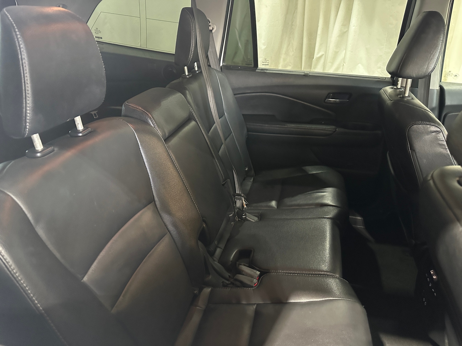 Thumbnail: 2017 Honda Pilot - 5