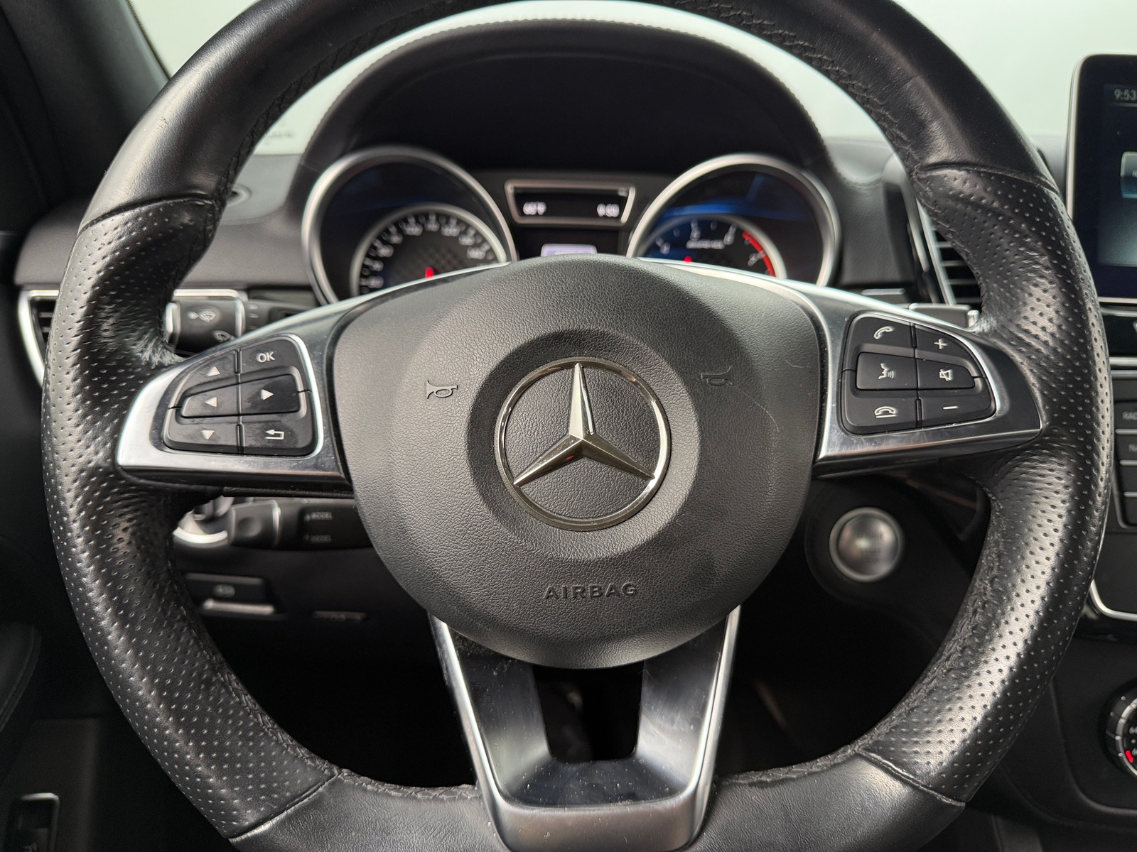Thumbnail: 2018 Mercedes-Benz GLE - 4