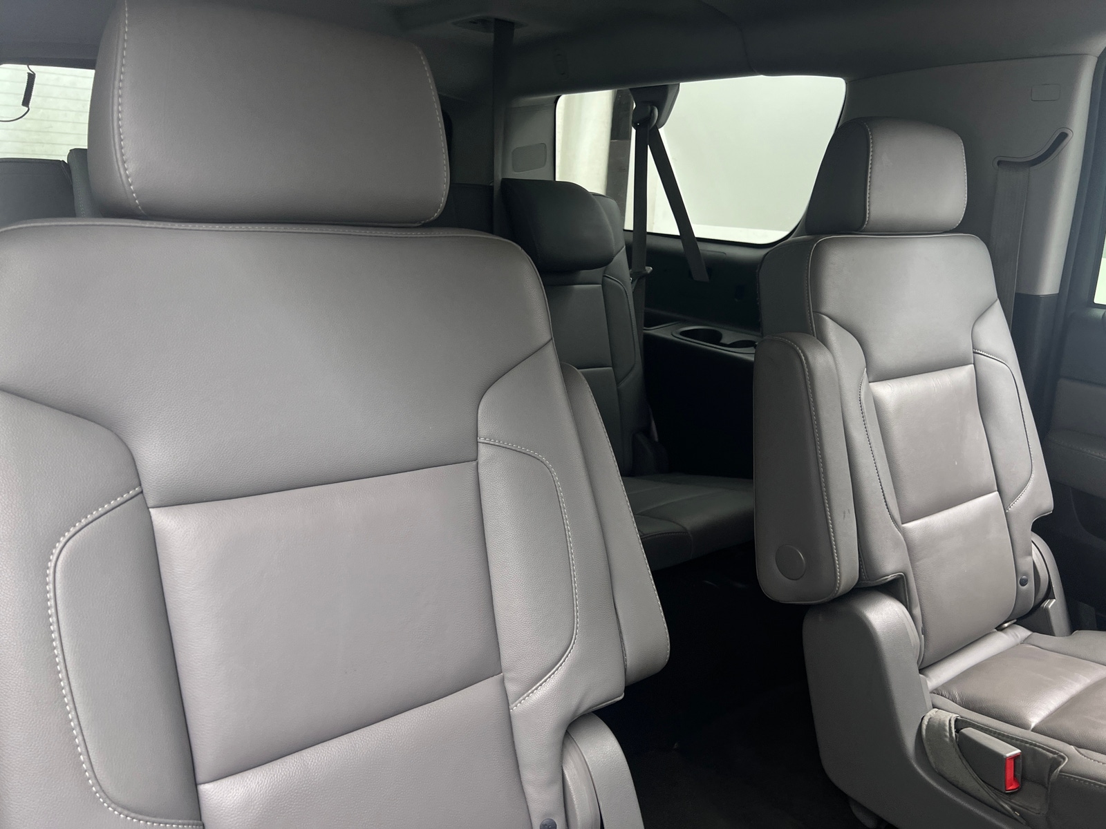 Thumbnail: 2016 Chevrolet Suburban - 5