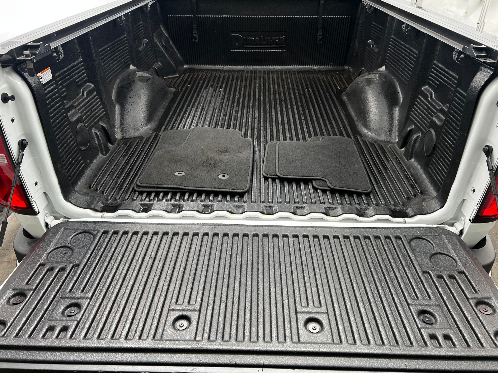 Thumbnail: 2022 Chevrolet Colorado - 6