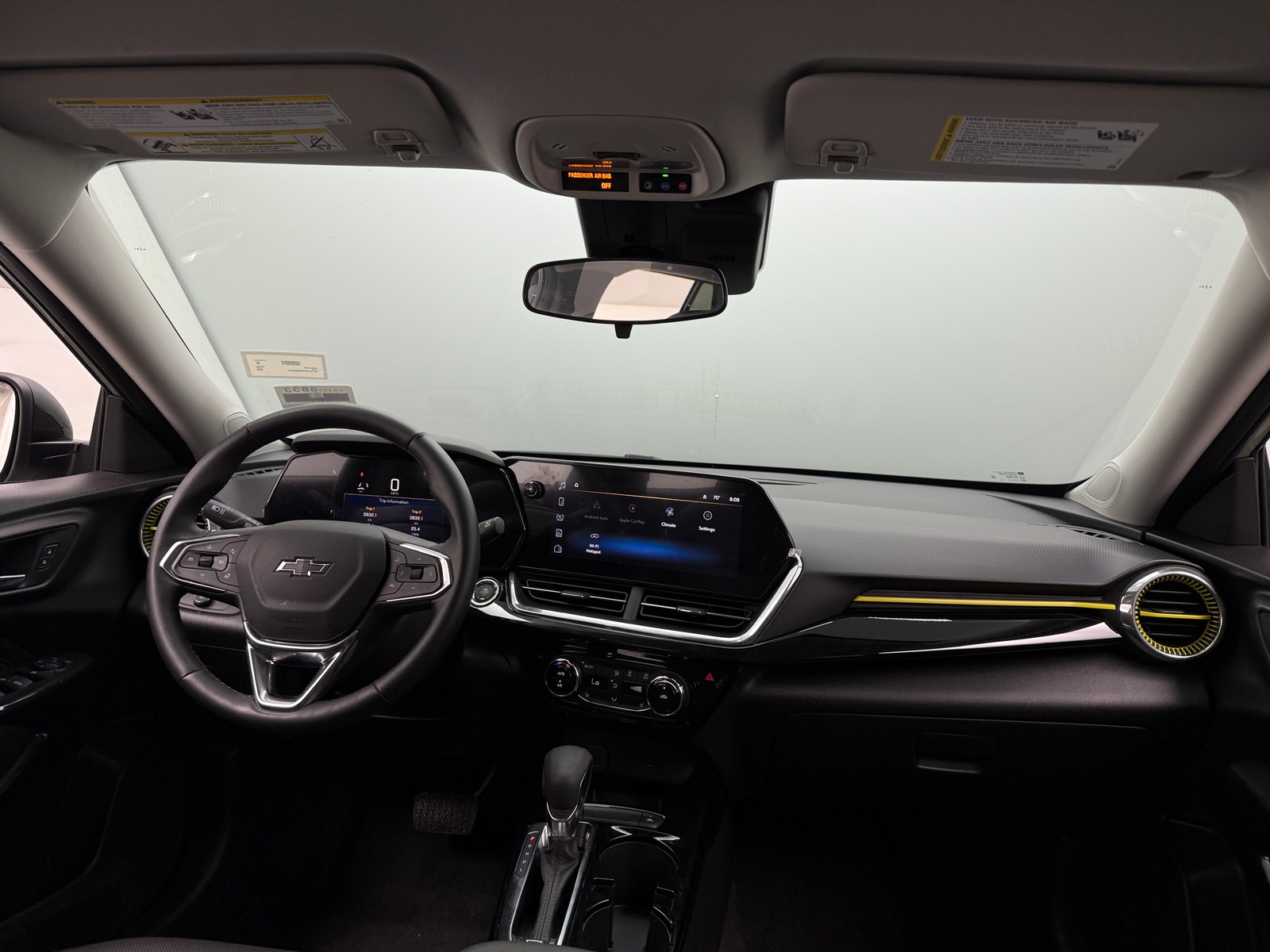 Thumbnail: 2025 Chevrolet Trax - 3