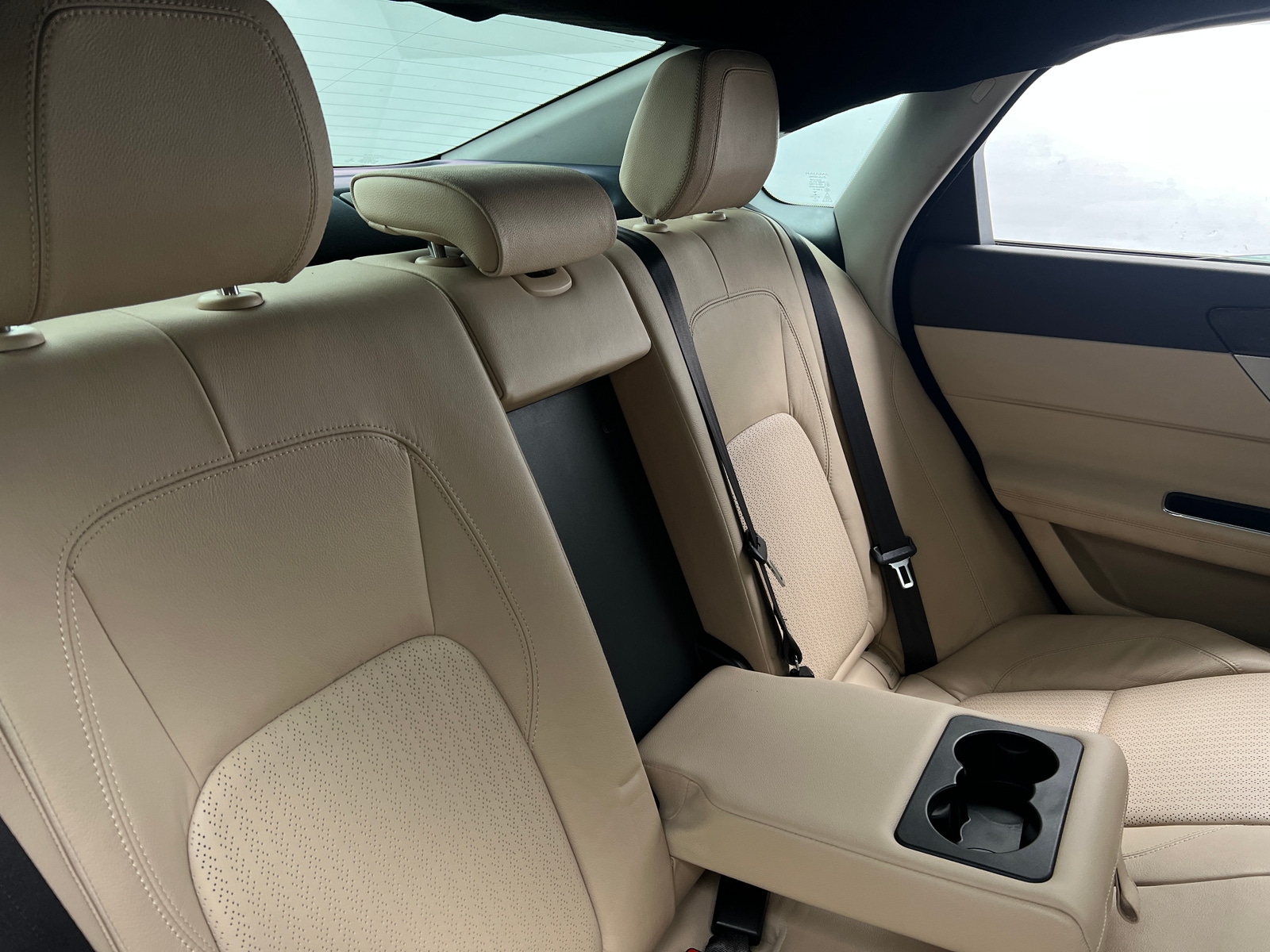 Thumbnail: 2016 Jaguar XF - 5