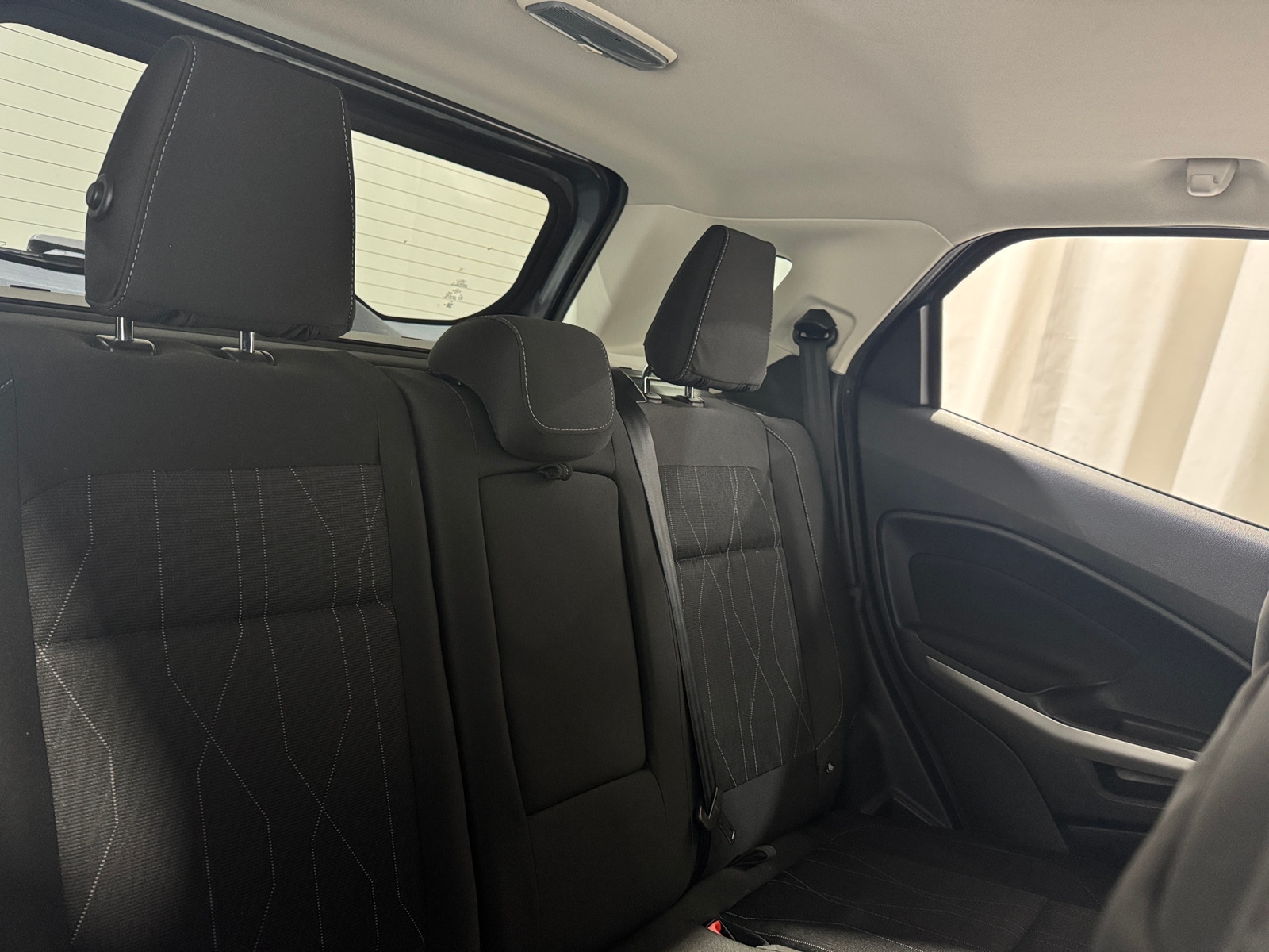 Thumbnail: 2018 Ford EcoSport - 6
