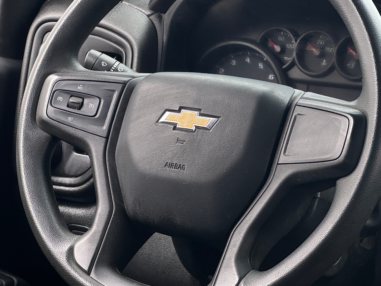Thumbnail: 2020 Chevrolet Silverado 1500 - 4