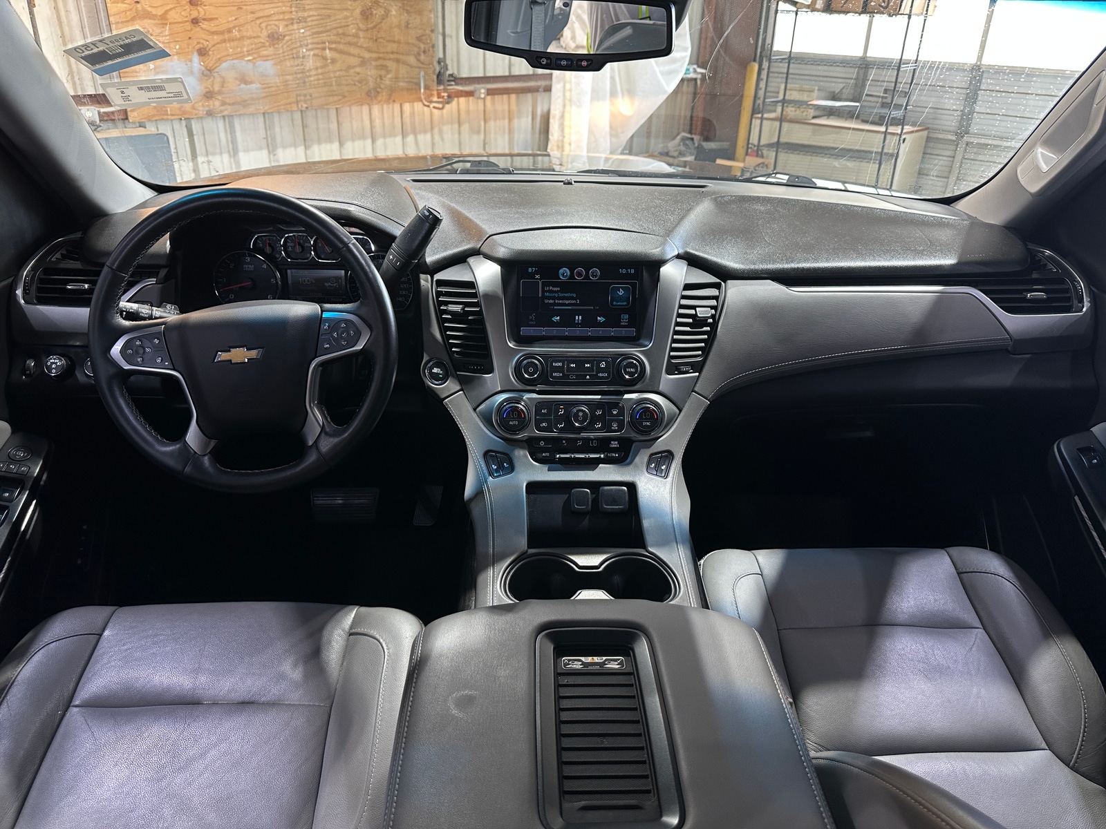 Thumbnail: 2015 Chevrolet Tahoe - 3
