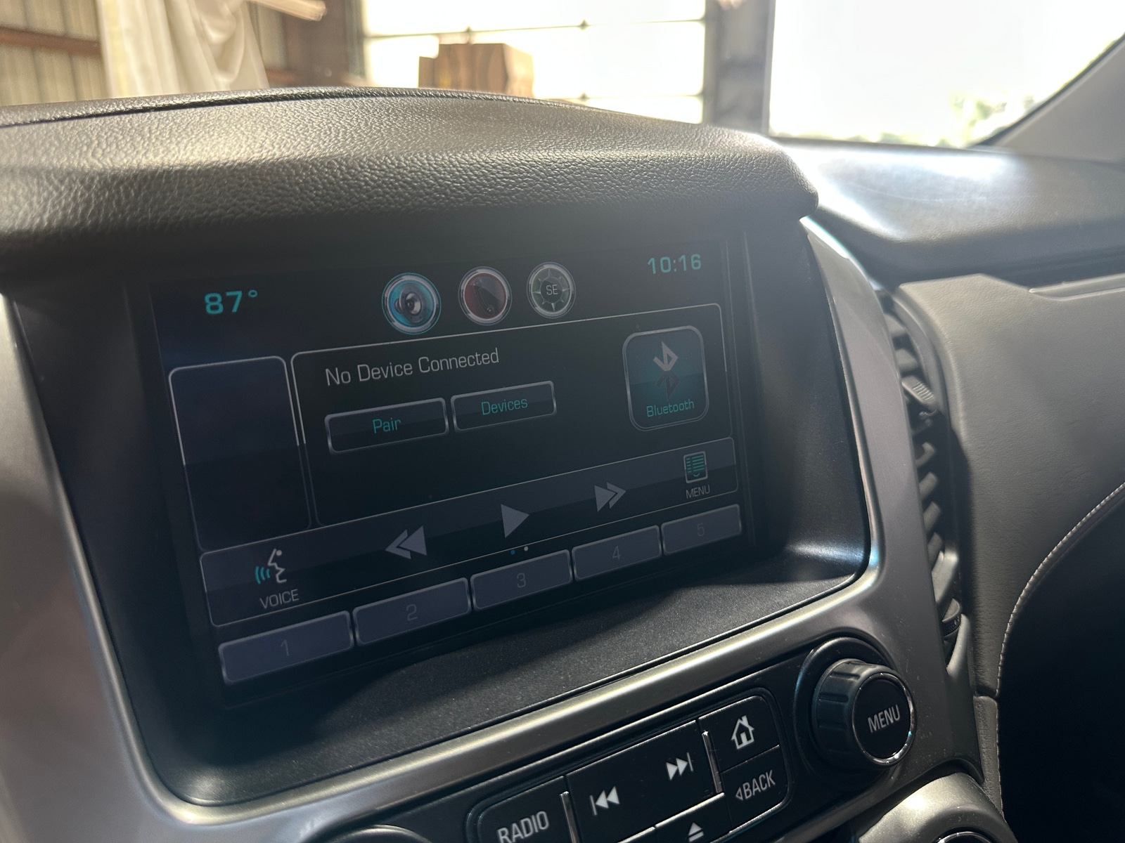 Thumbnail: 2015 Chevrolet Tahoe - 4