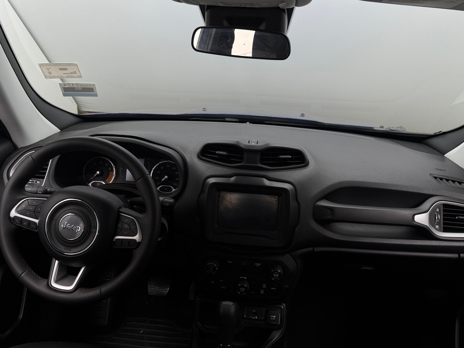 Thumbnail: 2019 Jeep Renegade - 3