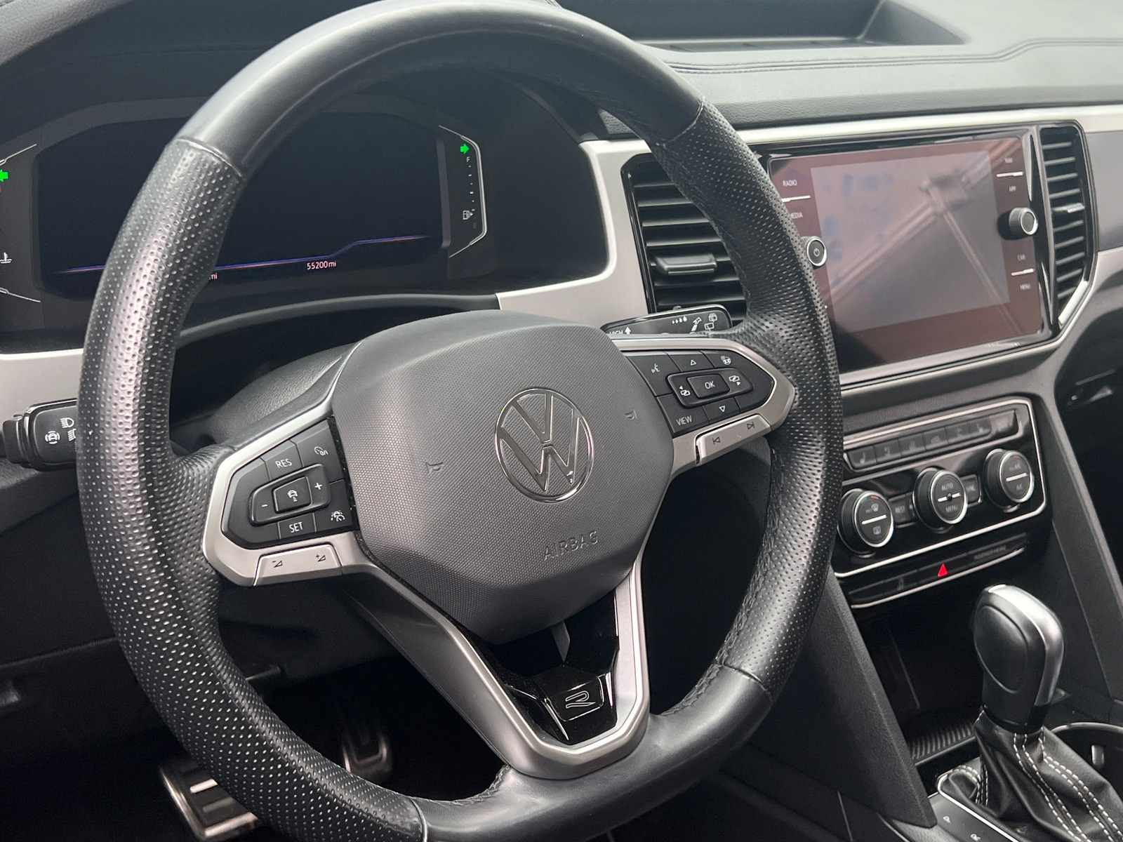 Thumbnail: 2022 Volkswagen Atlas - 4