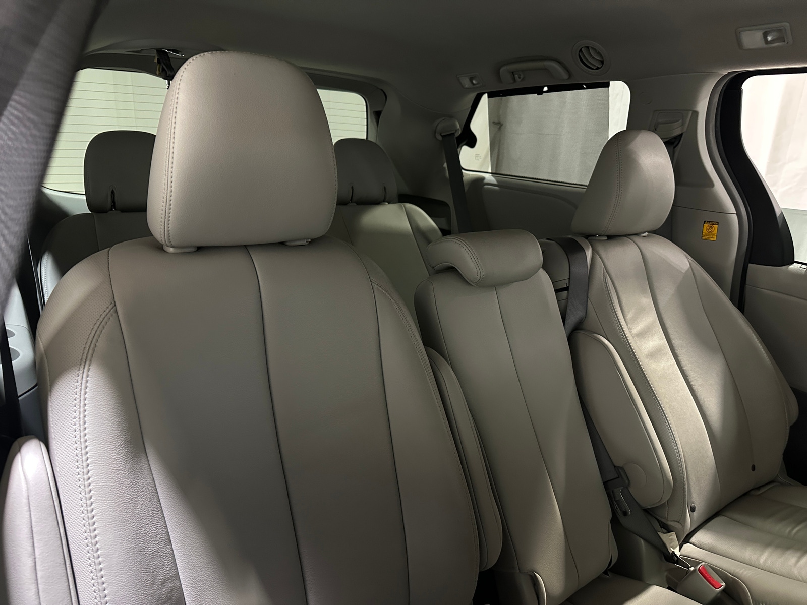 Thumbnail: 2013 Toyota Sienna - 5