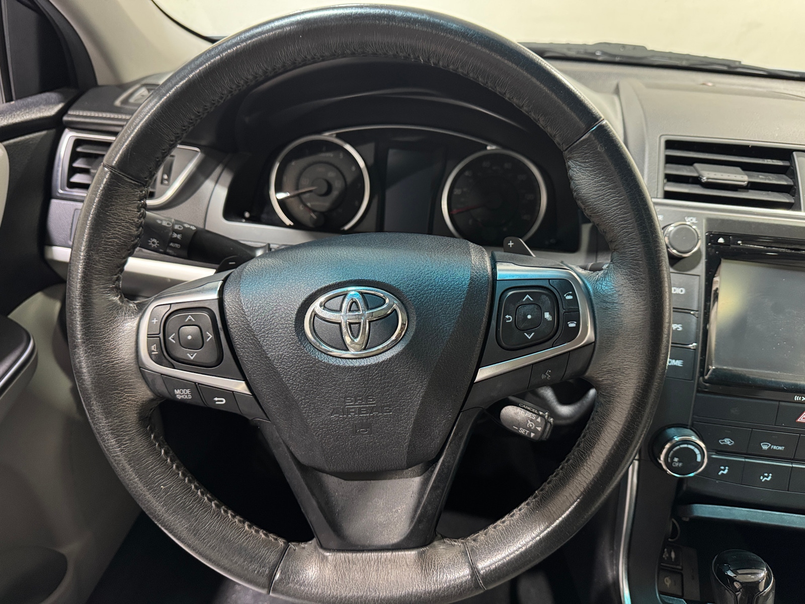 Thumbnail: 2017 Toyota Camry - 5