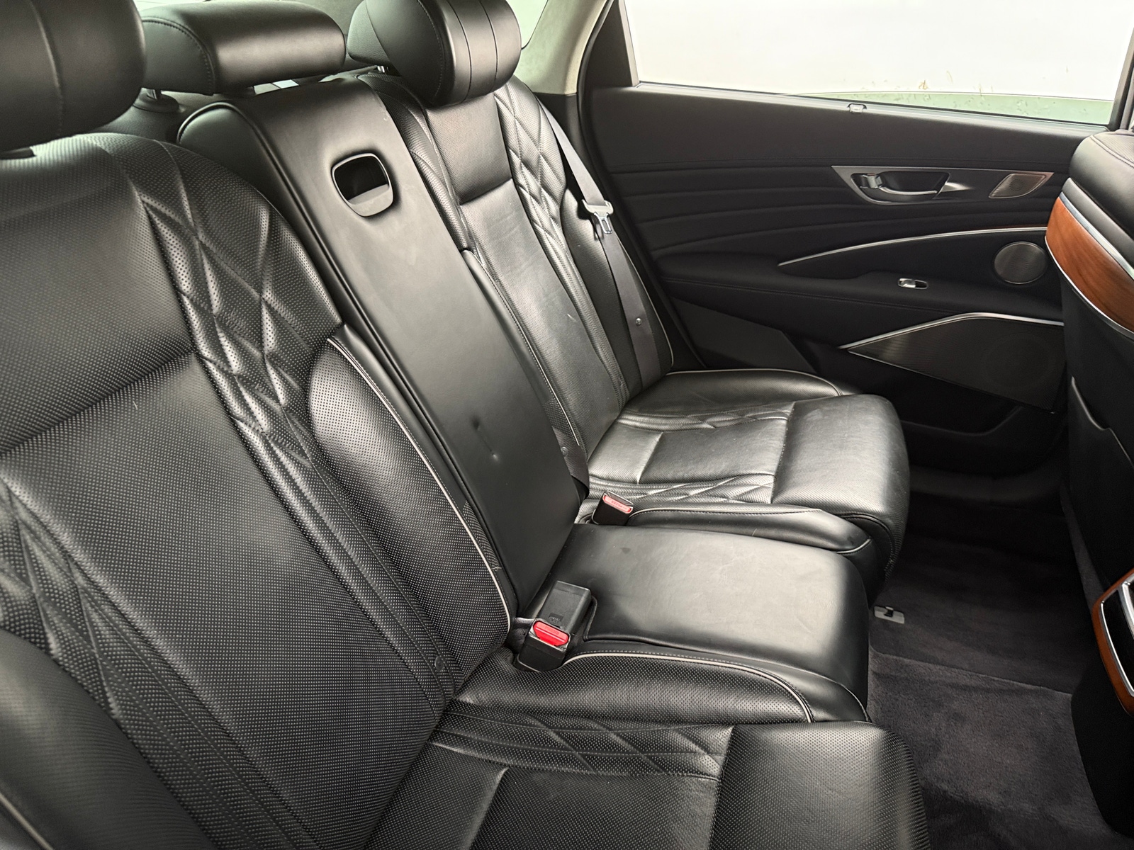 Thumbnail: 2020 Kia K900 - 5