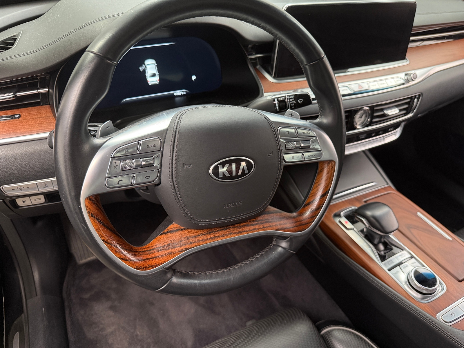 Thumbnail: 2020 Kia K900 - 4