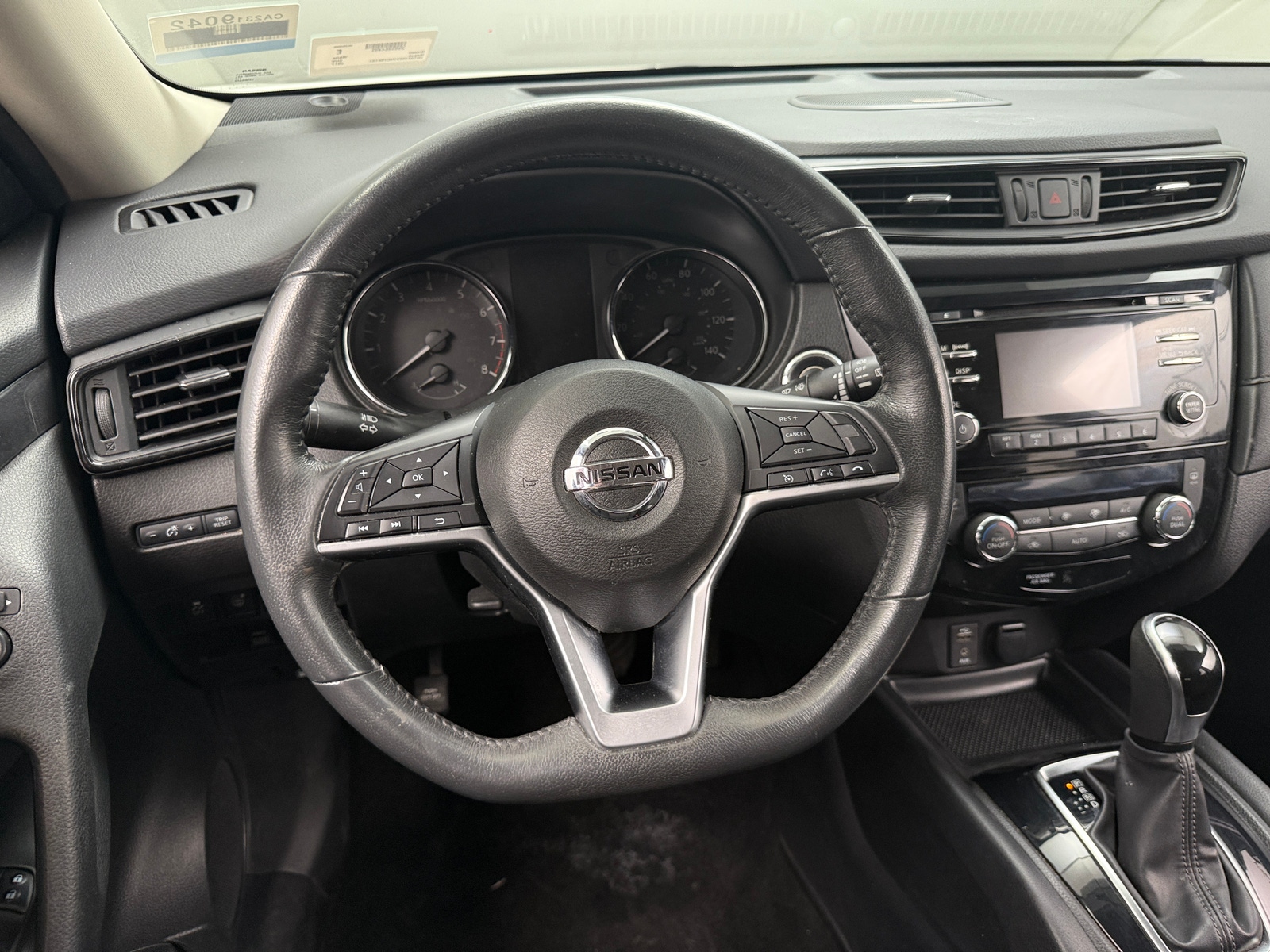 Thumbnail: 2017 Nissan Rogue - 5