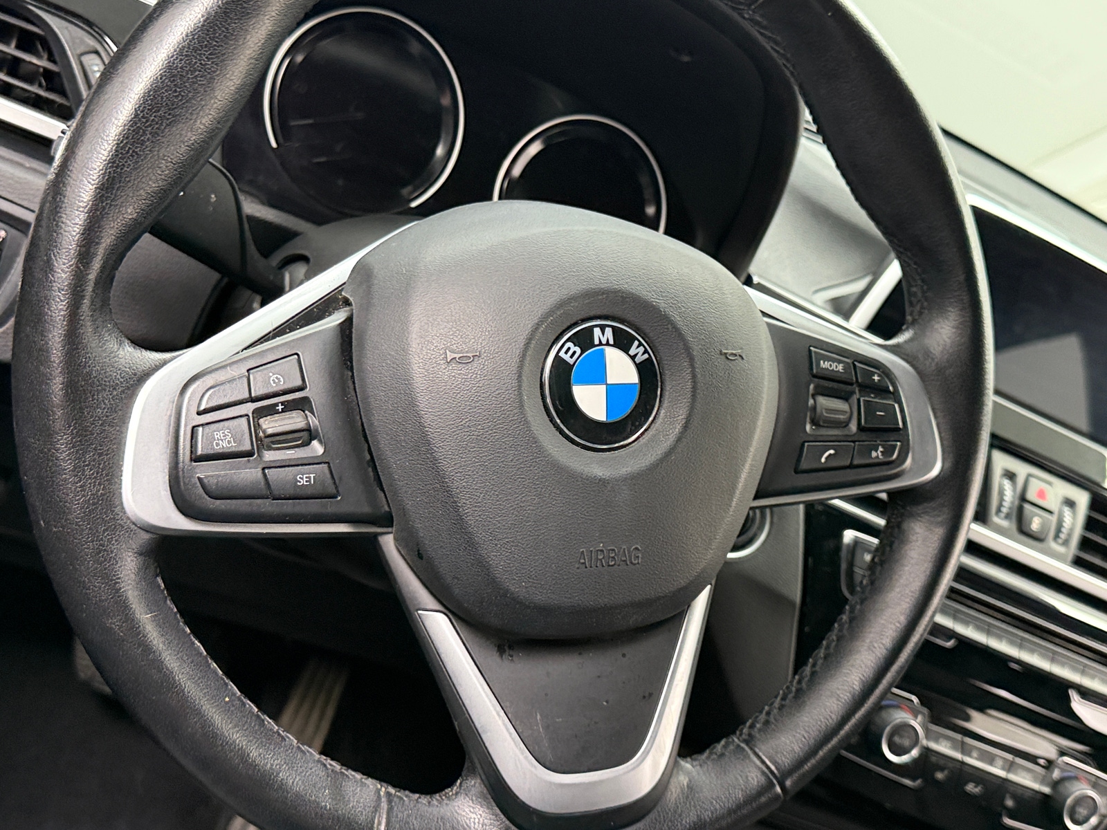 Thumbnail: 2019 BMW X1 - 4
