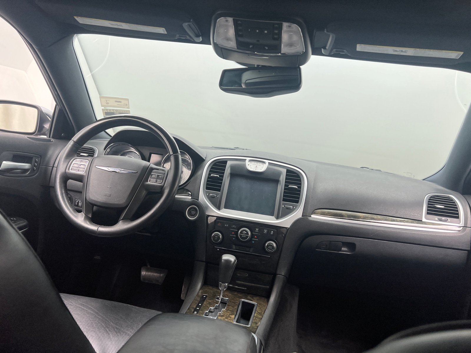 Thumbnail: 2013 Chrysler 300 - 2