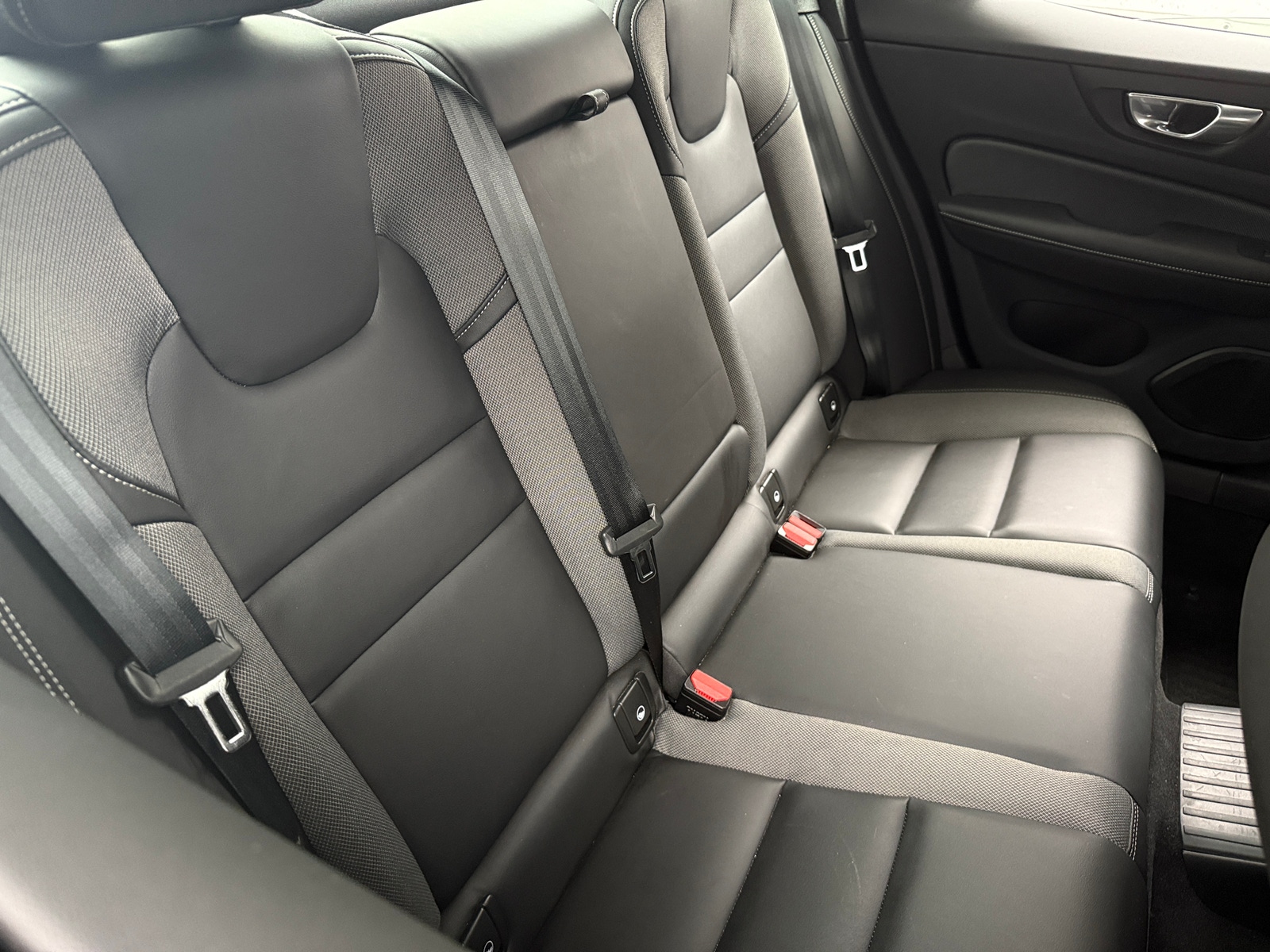 Thumbnail: 2024 Volvo S60 - 5