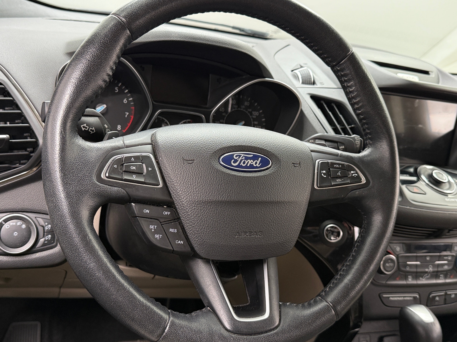 Thumbnail: 2017 Ford Escape - 4