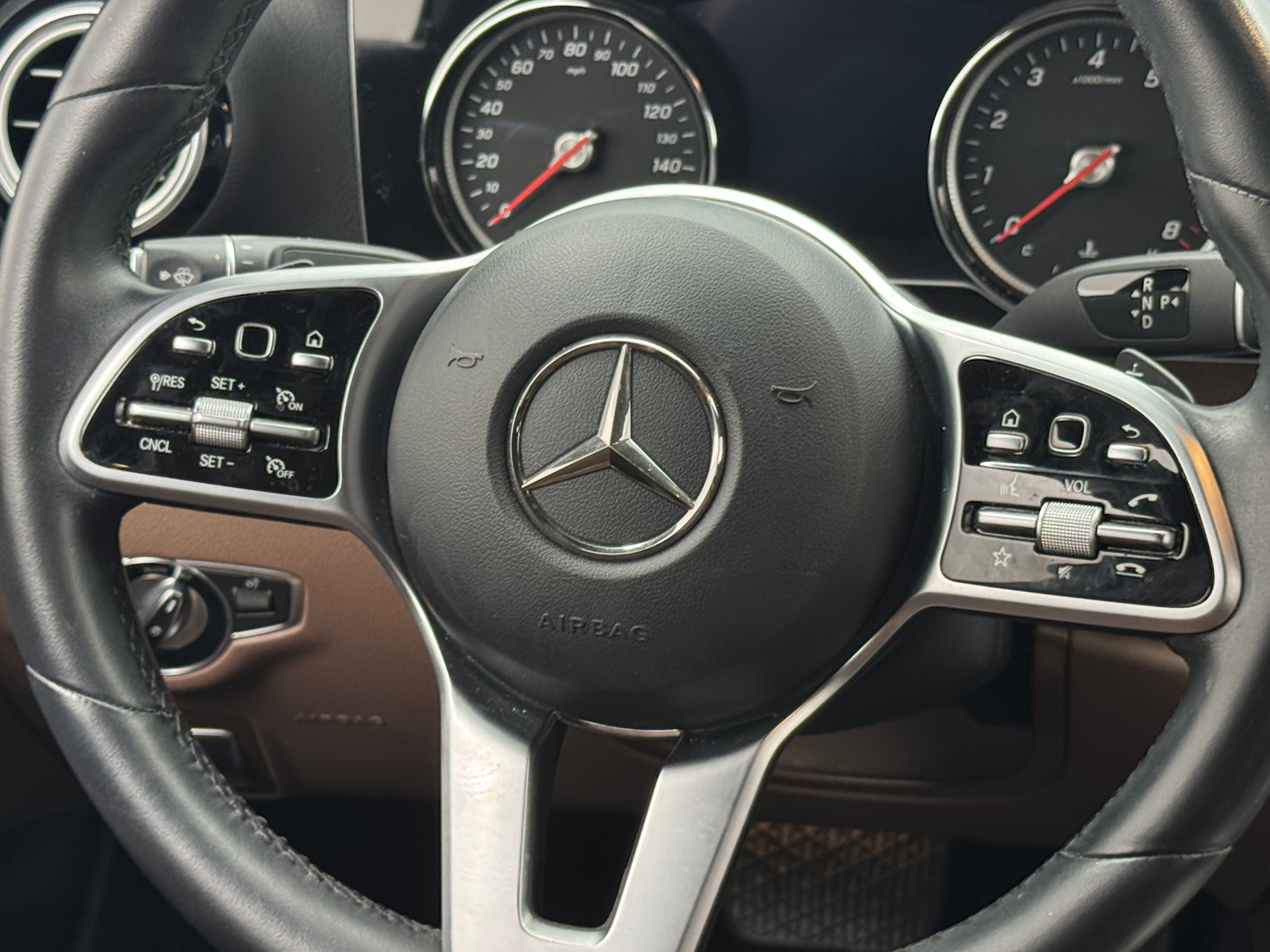Thumbnail: 2019 Mercedes-Benz E-Class - 4