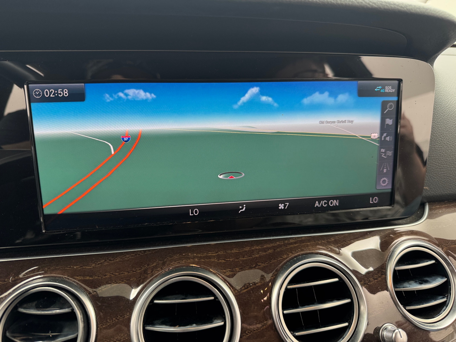 Thumbnail: 2019 Mercedes-Benz E-Class - 3