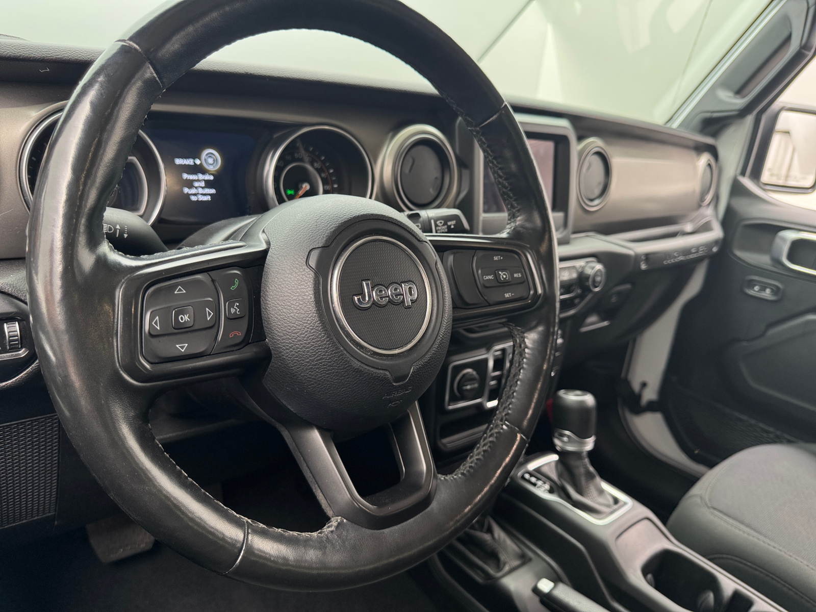 Thumbnail: 2021 Jeep Wrangler - 5