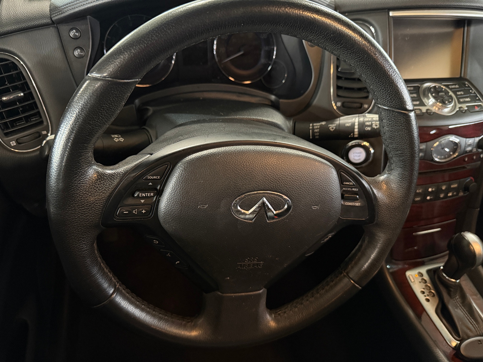 Thumbnail: 2017 INFINITI QX50 - 4