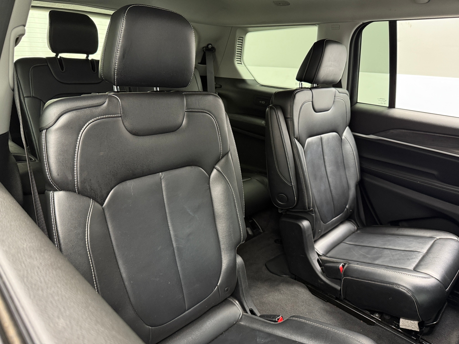 Thumbnail: 2021 Jeep Grand Cherokee L - 5