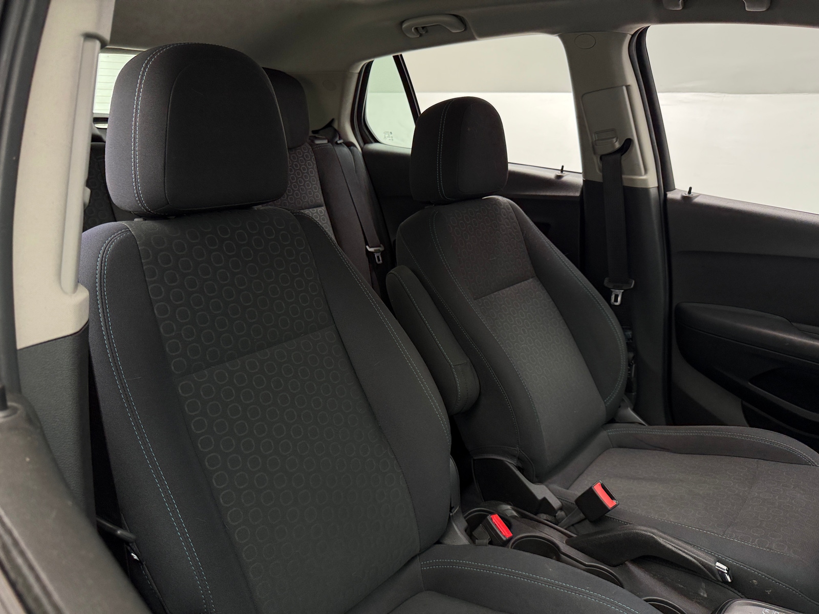 Thumbnail: 2016 Chevrolet Trax - 2