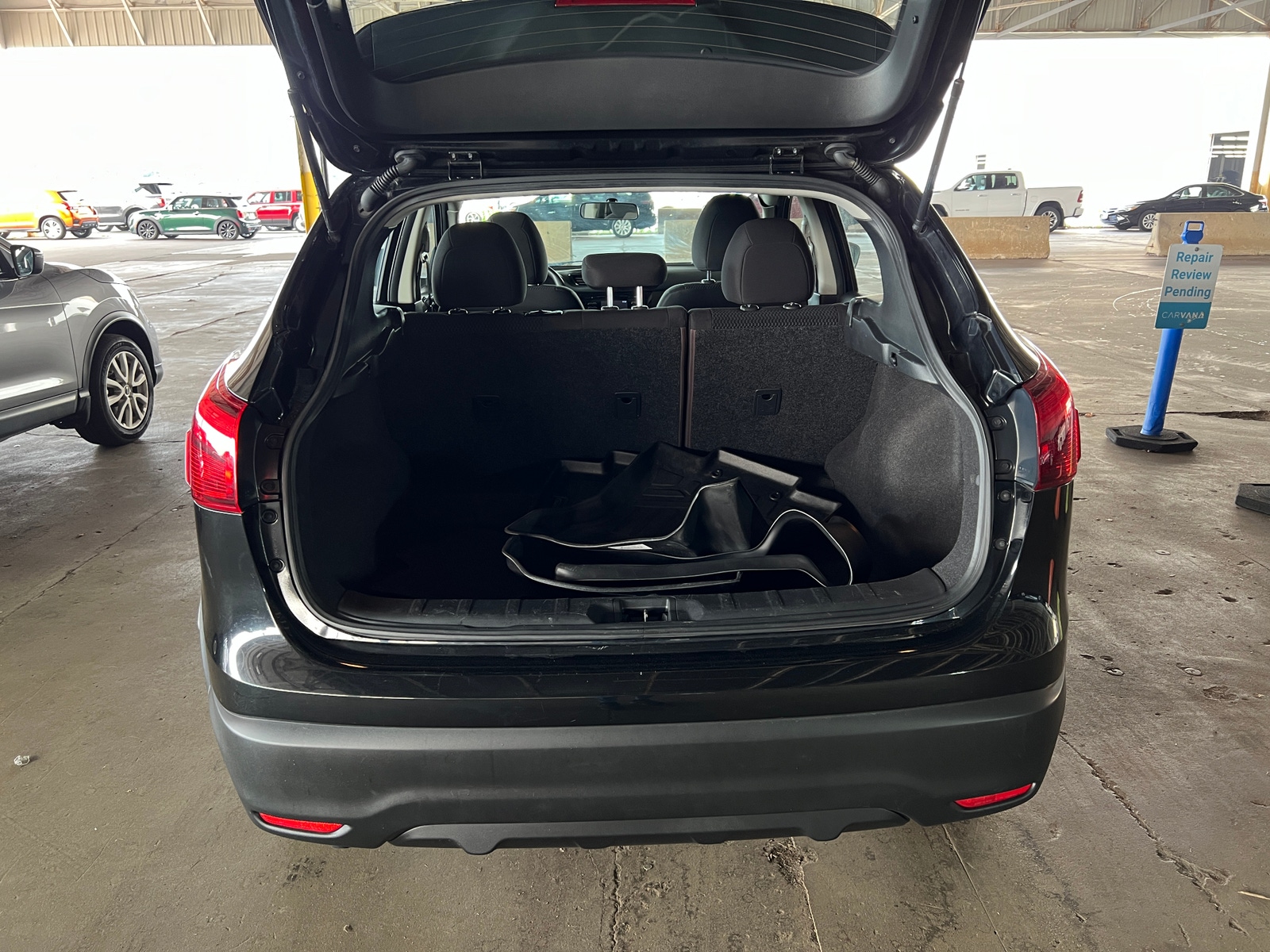 Thumbnail: 2018 Nissan Rogue Sport - 7
