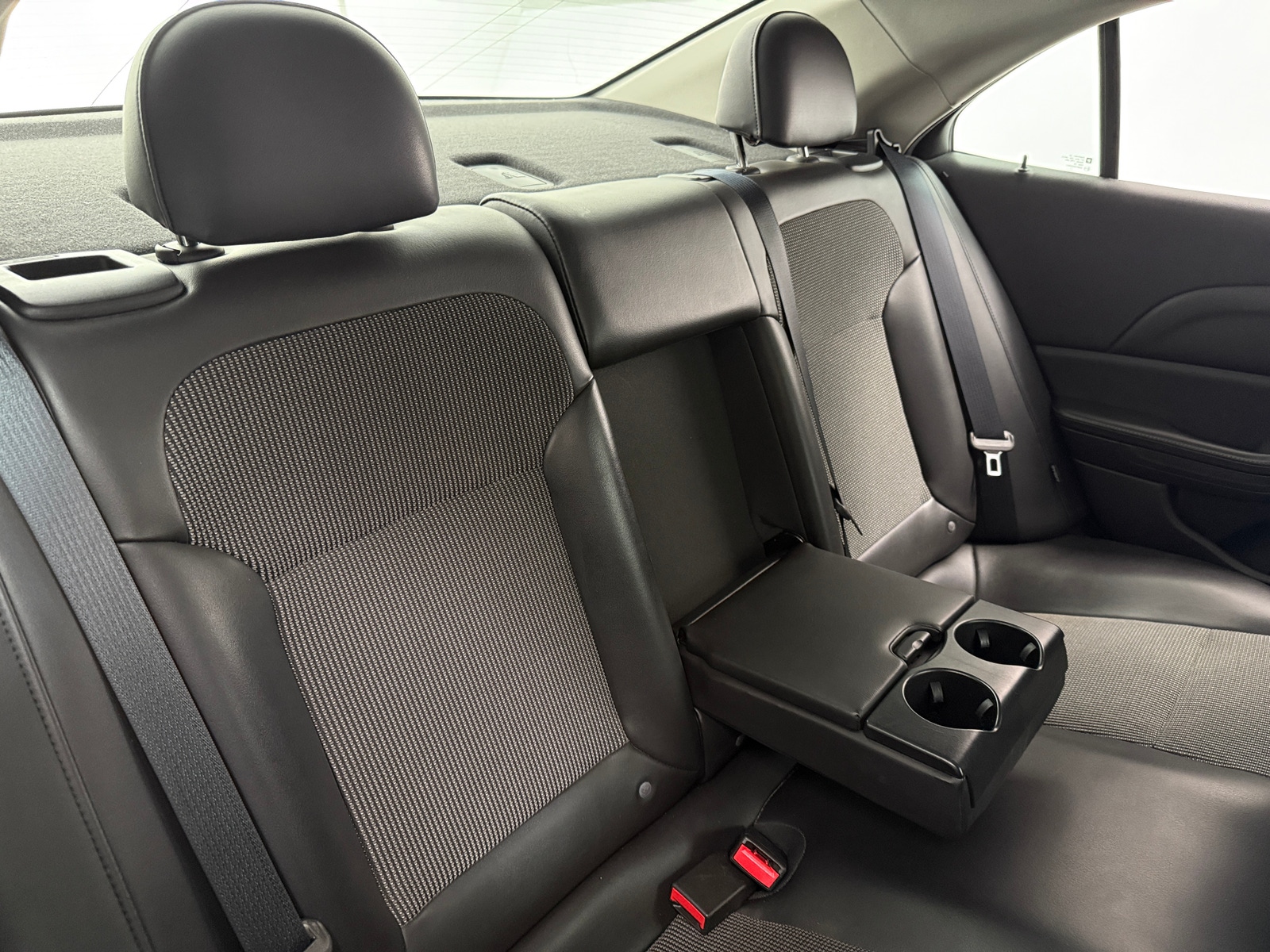 Thumbnail: 2015 Chevrolet Malibu - 5