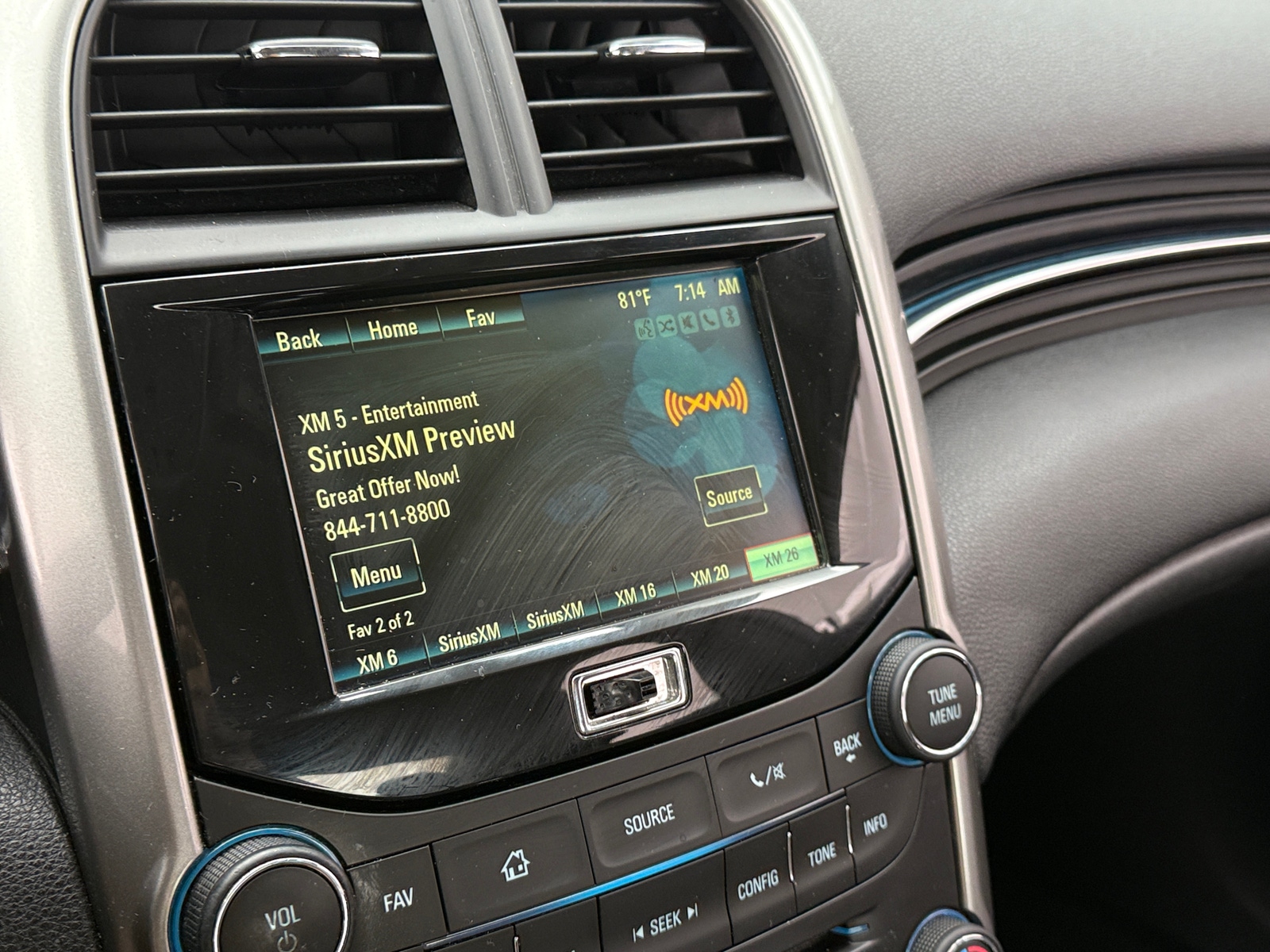 Thumbnail: 2015 Chevrolet Malibu - 3