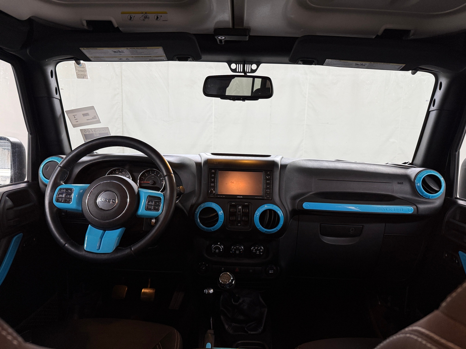 Thumbnail: 2015 Jeep Wrangler - 3