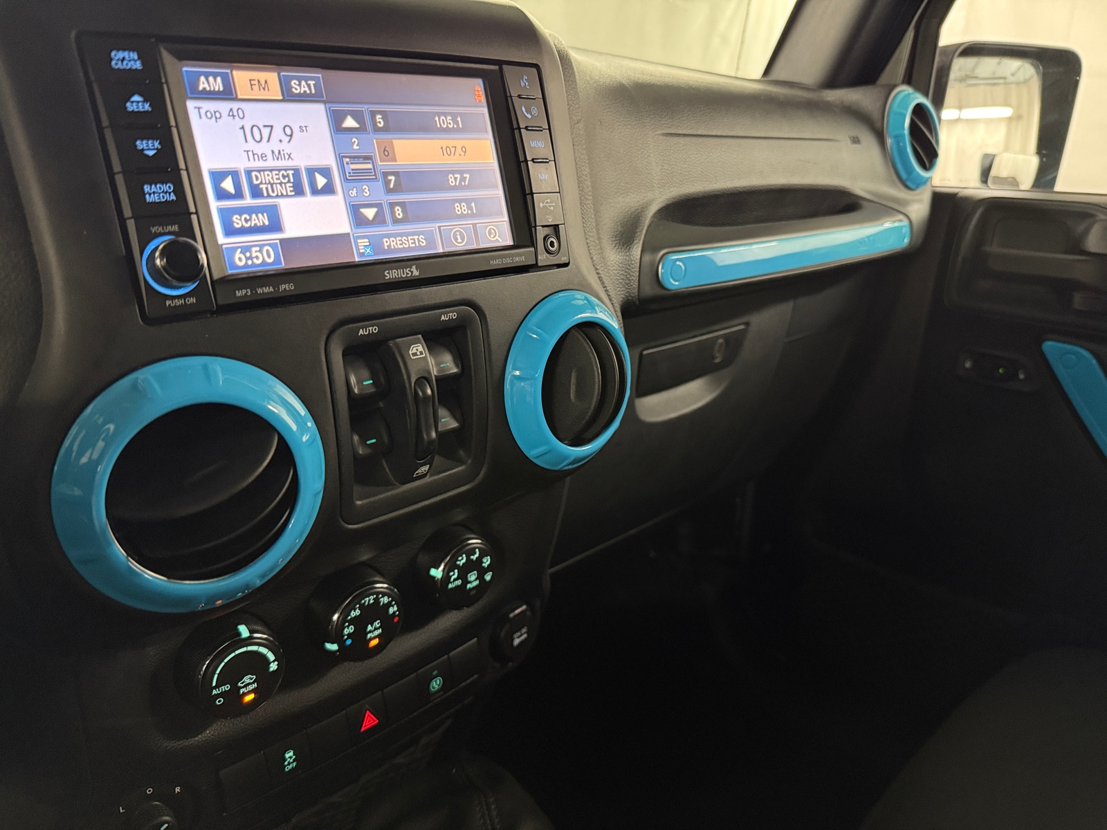 Thumbnail: 2015 Jeep Wrangler - 4
