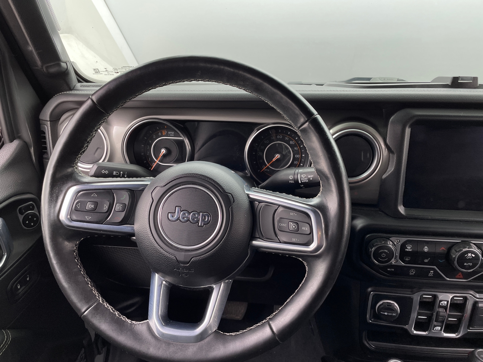 Thumbnail: 2022 Jeep Gladiator - 5