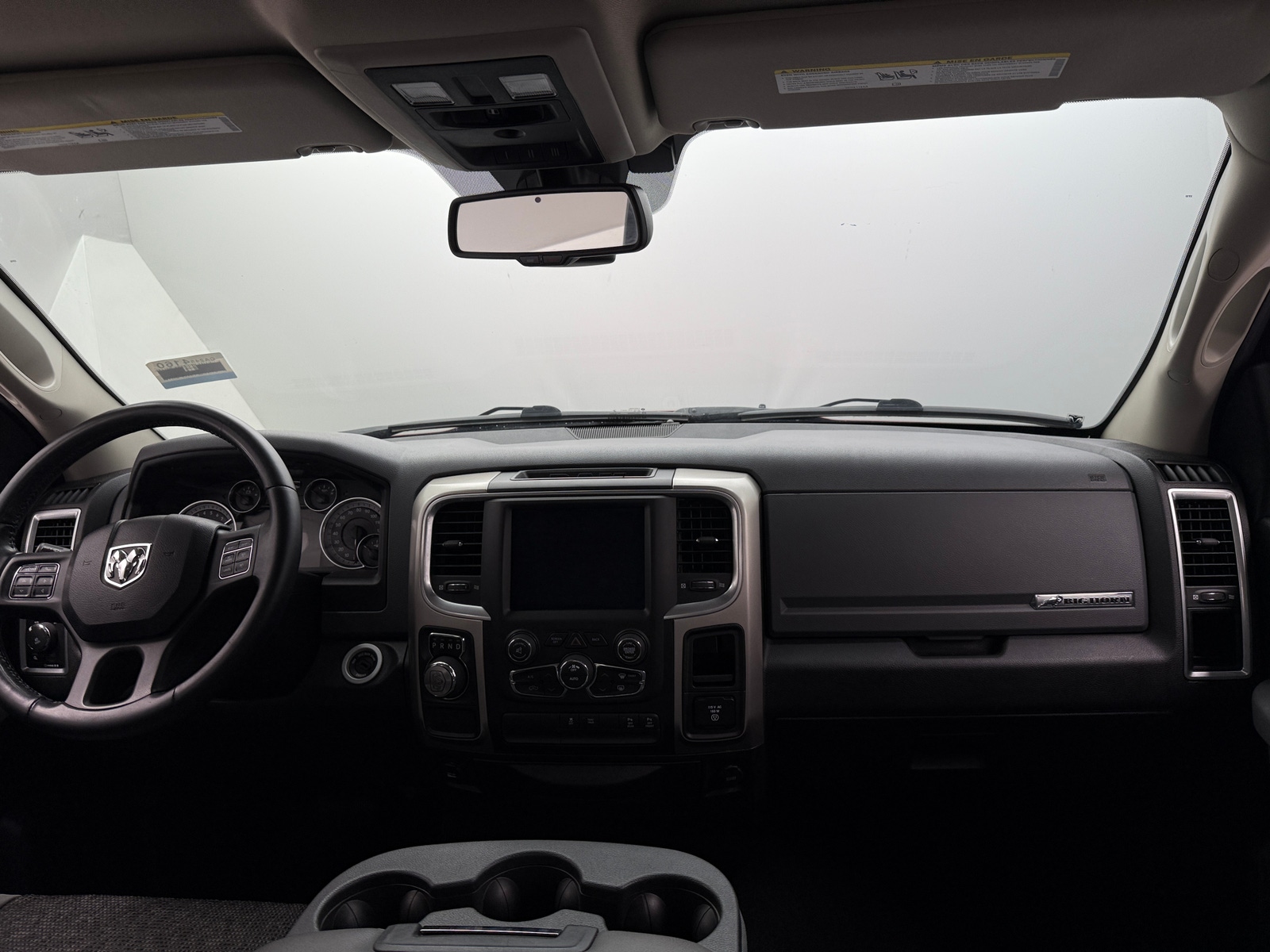 Thumbnail: 2019 RAM 1500 Classic - 3
