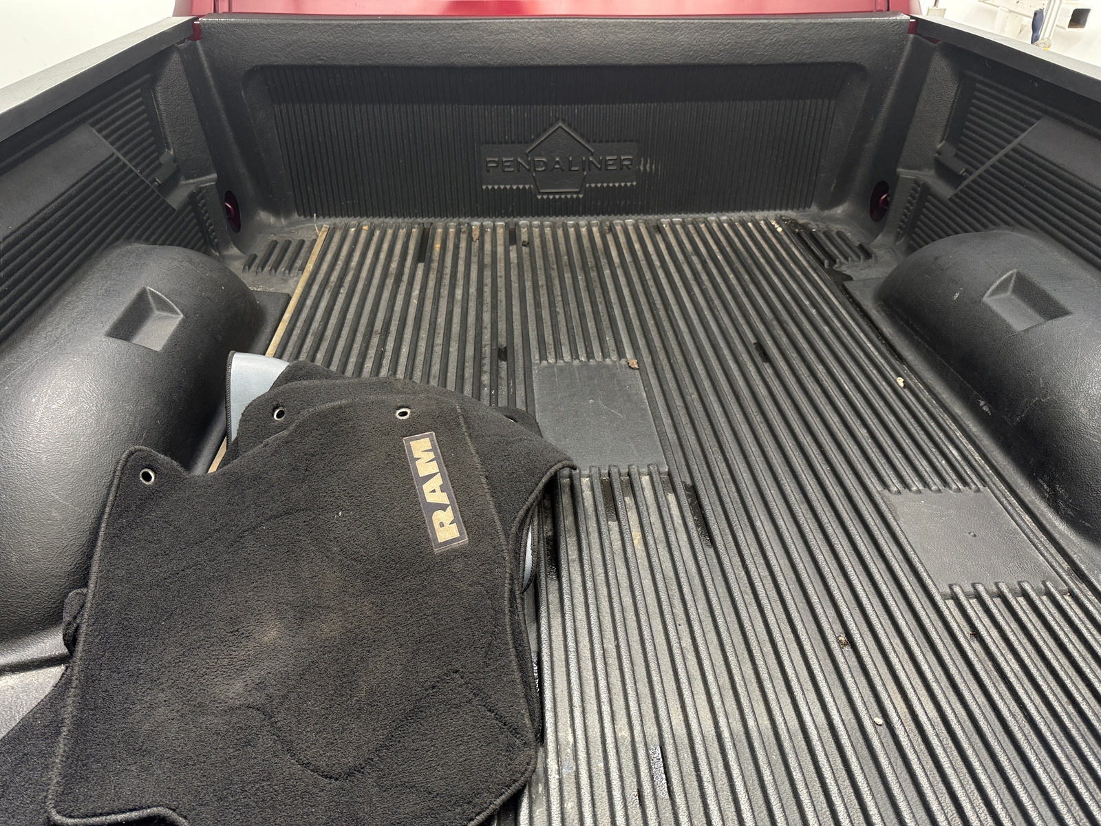 Thumbnail: 2019 RAM 1500 Classic - 7